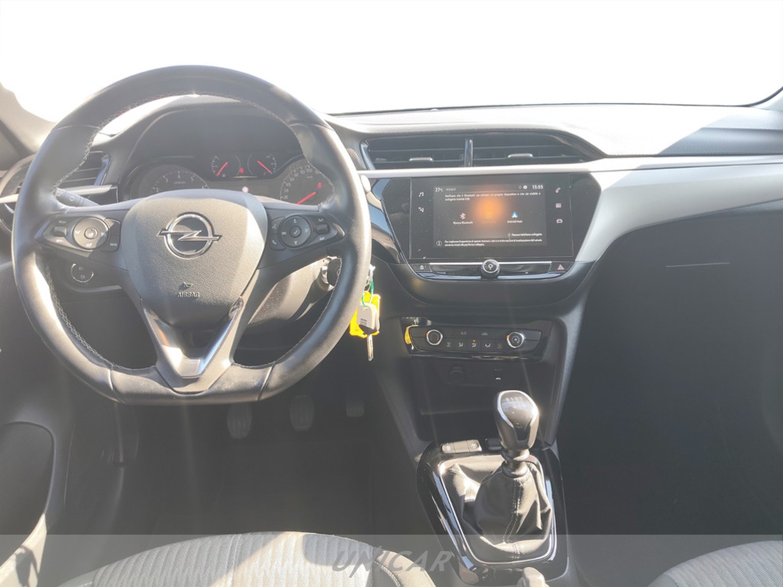 UNICAR Opel Corsa