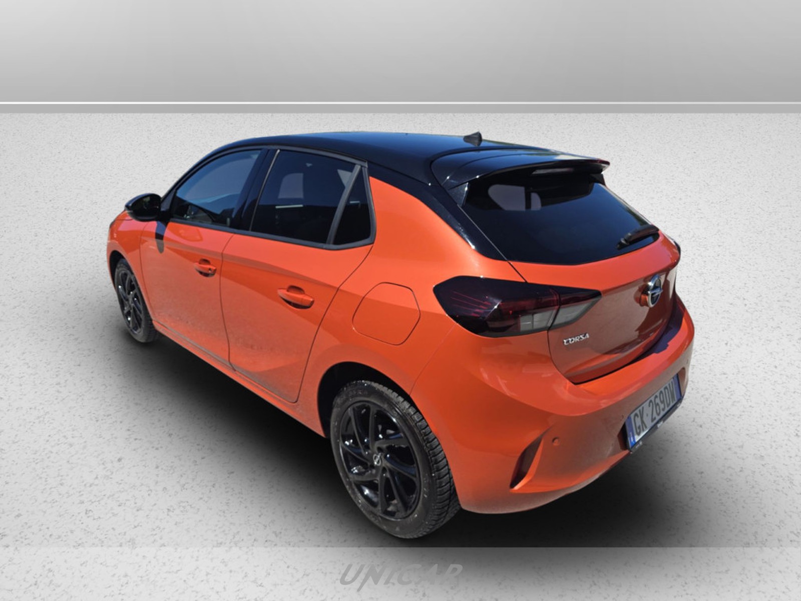 UNICAR Opel Corsa