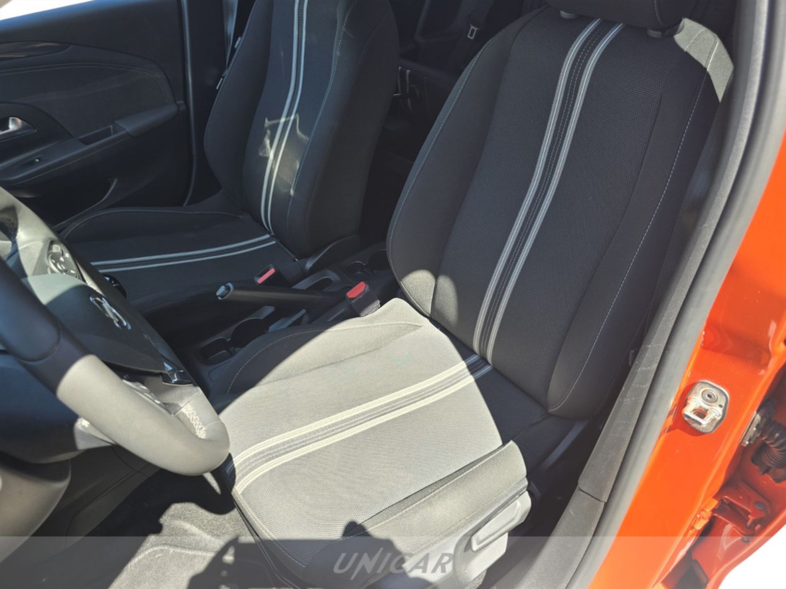 UNICAR Opel Corsa
