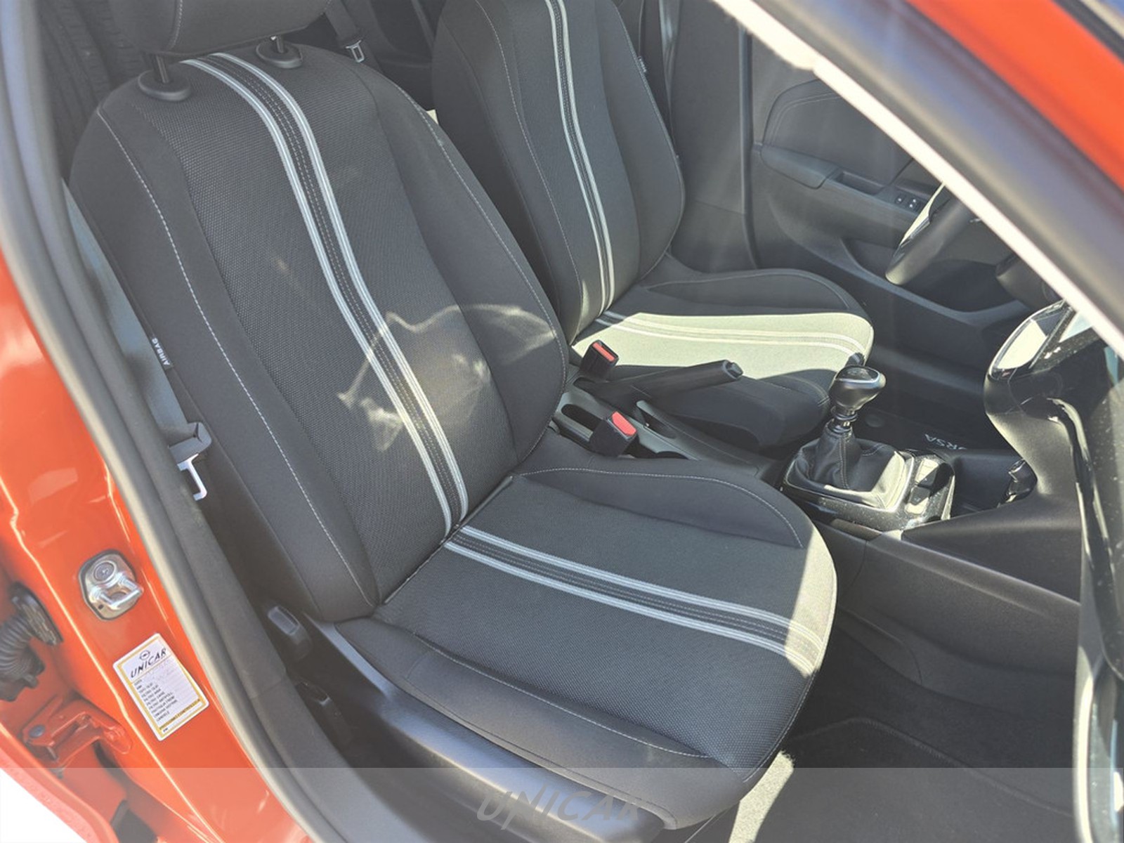 UNICAR Opel Corsa