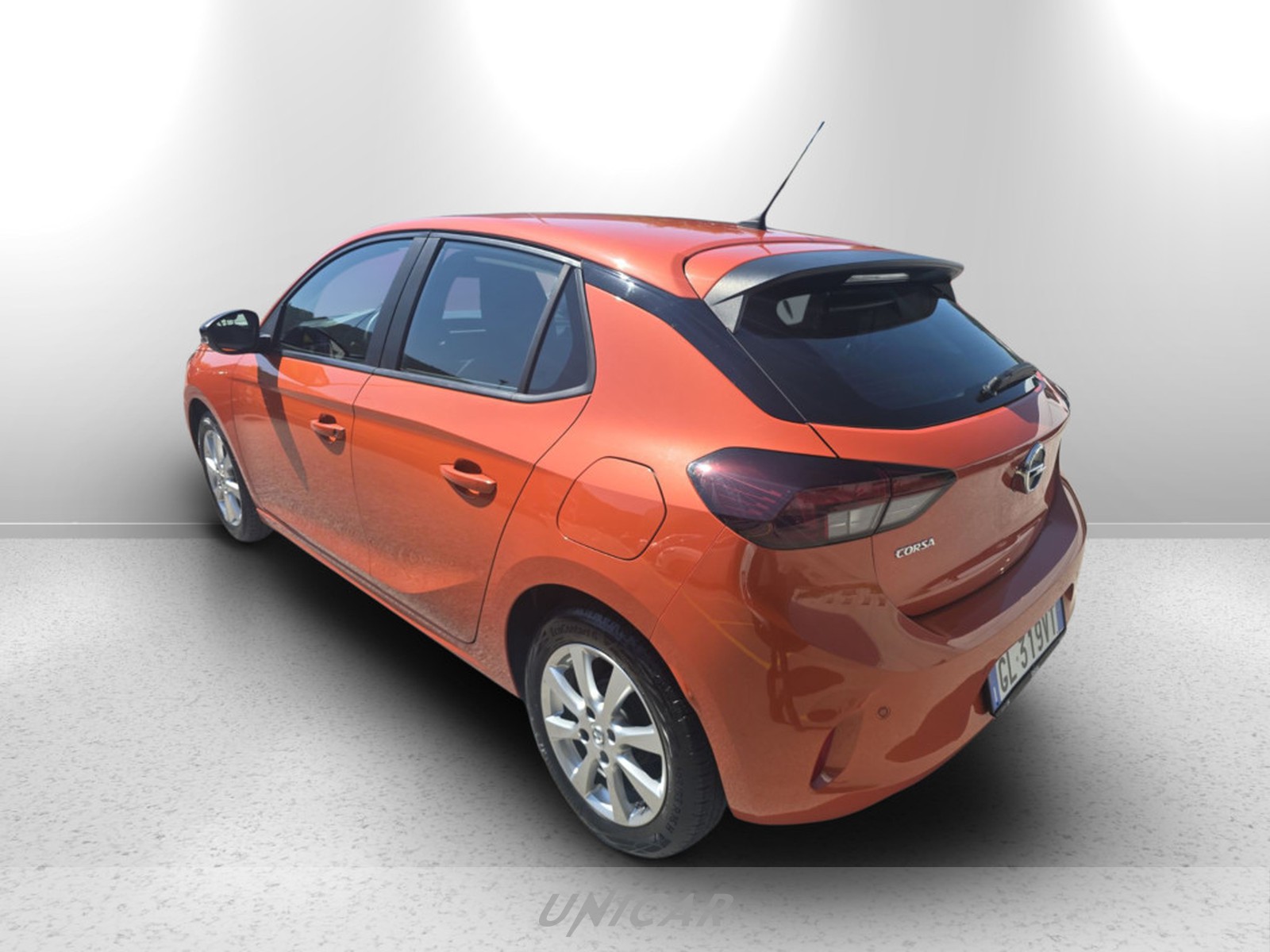 UNICAR Opel Corsa