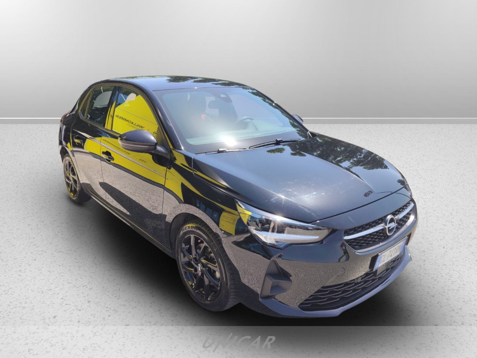 UNICAR Opel Corsa
