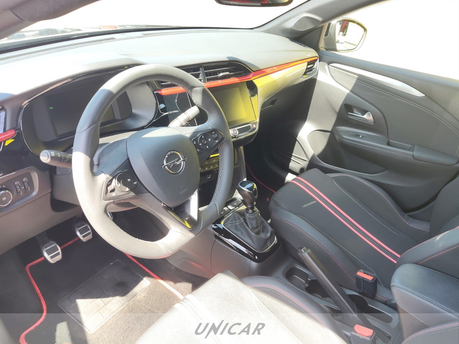UNICAR Opel Corsa