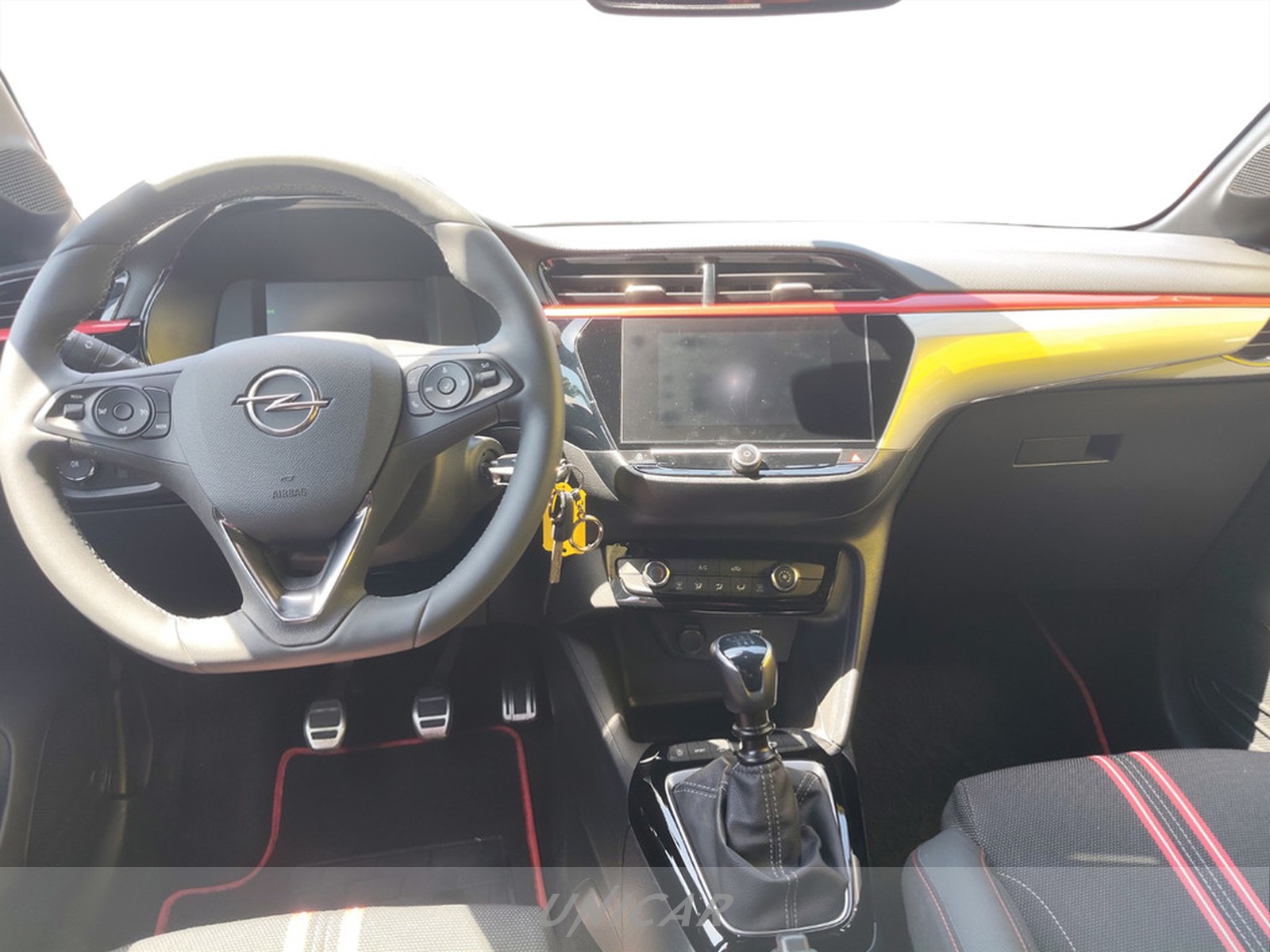 UNICAR Opel Corsa