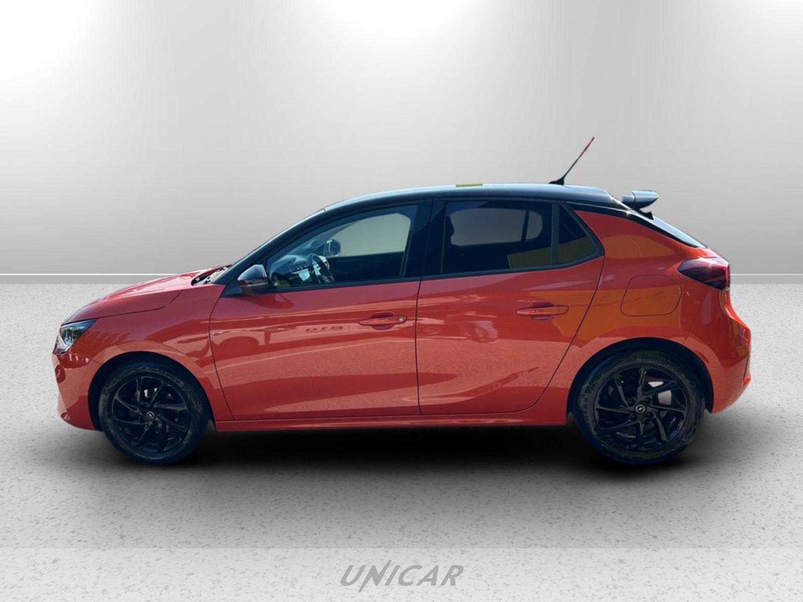 UNICAR Opel Corsa