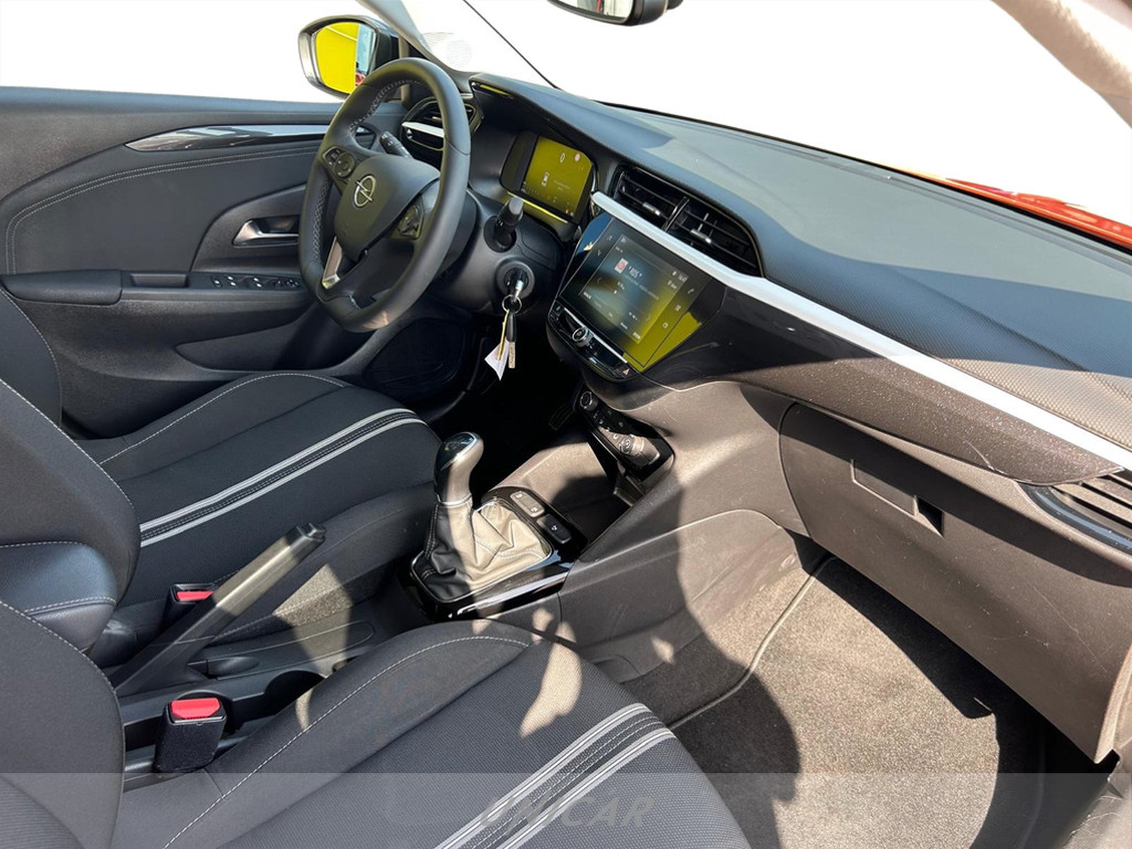 UNICAR Opel Corsa