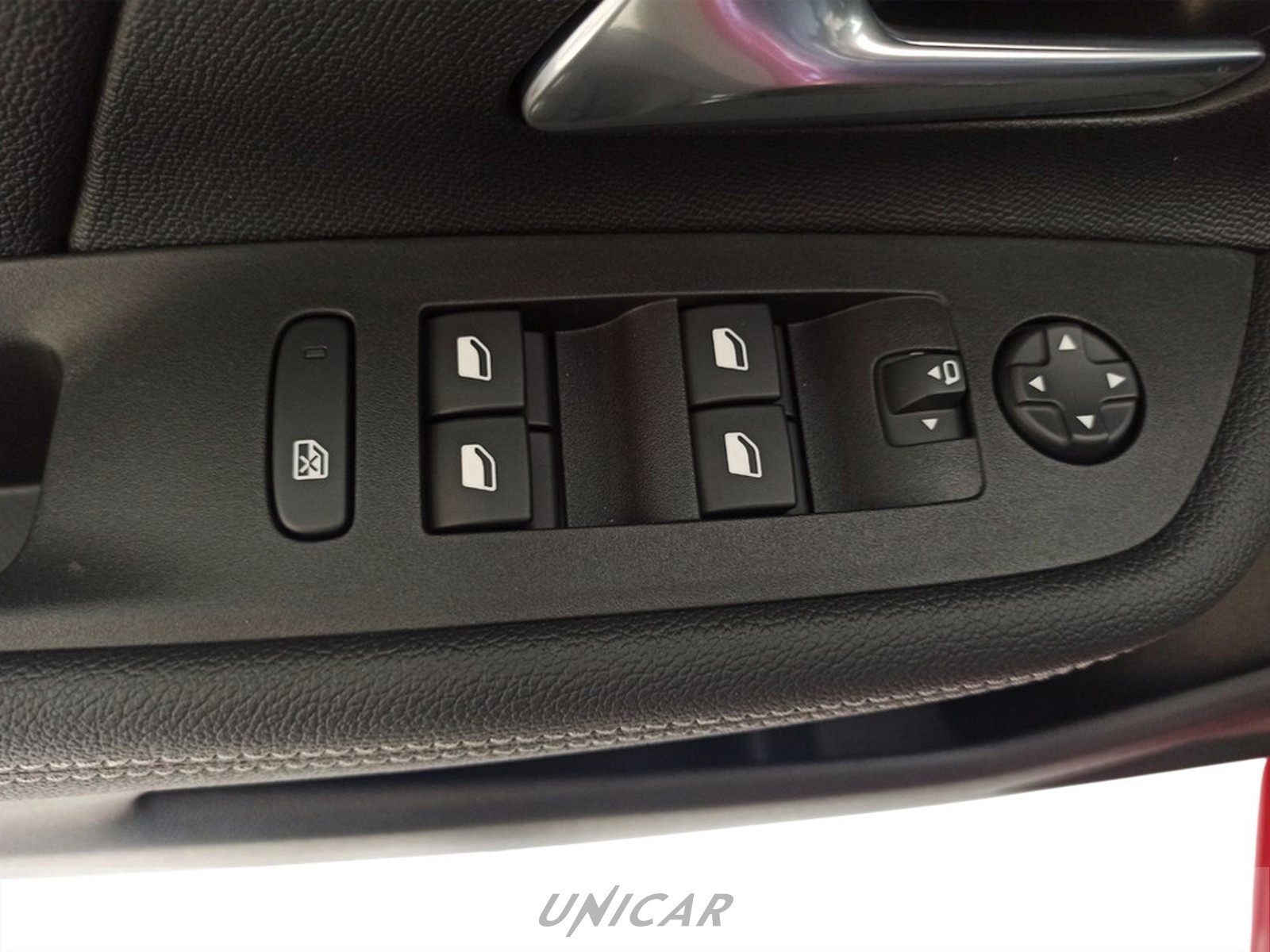 UNICAR Opel Mokka