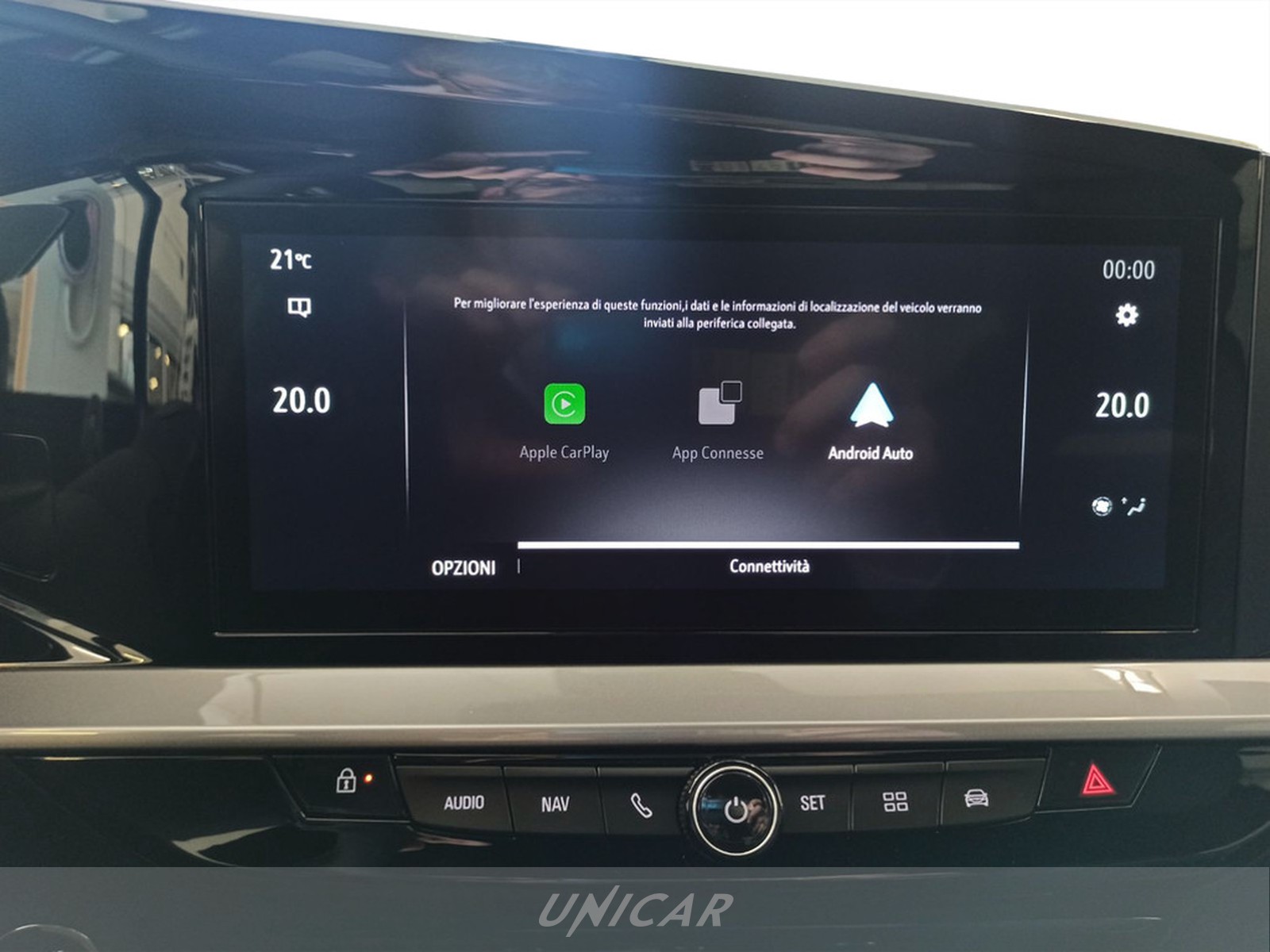 UNICAR Opel Mokka