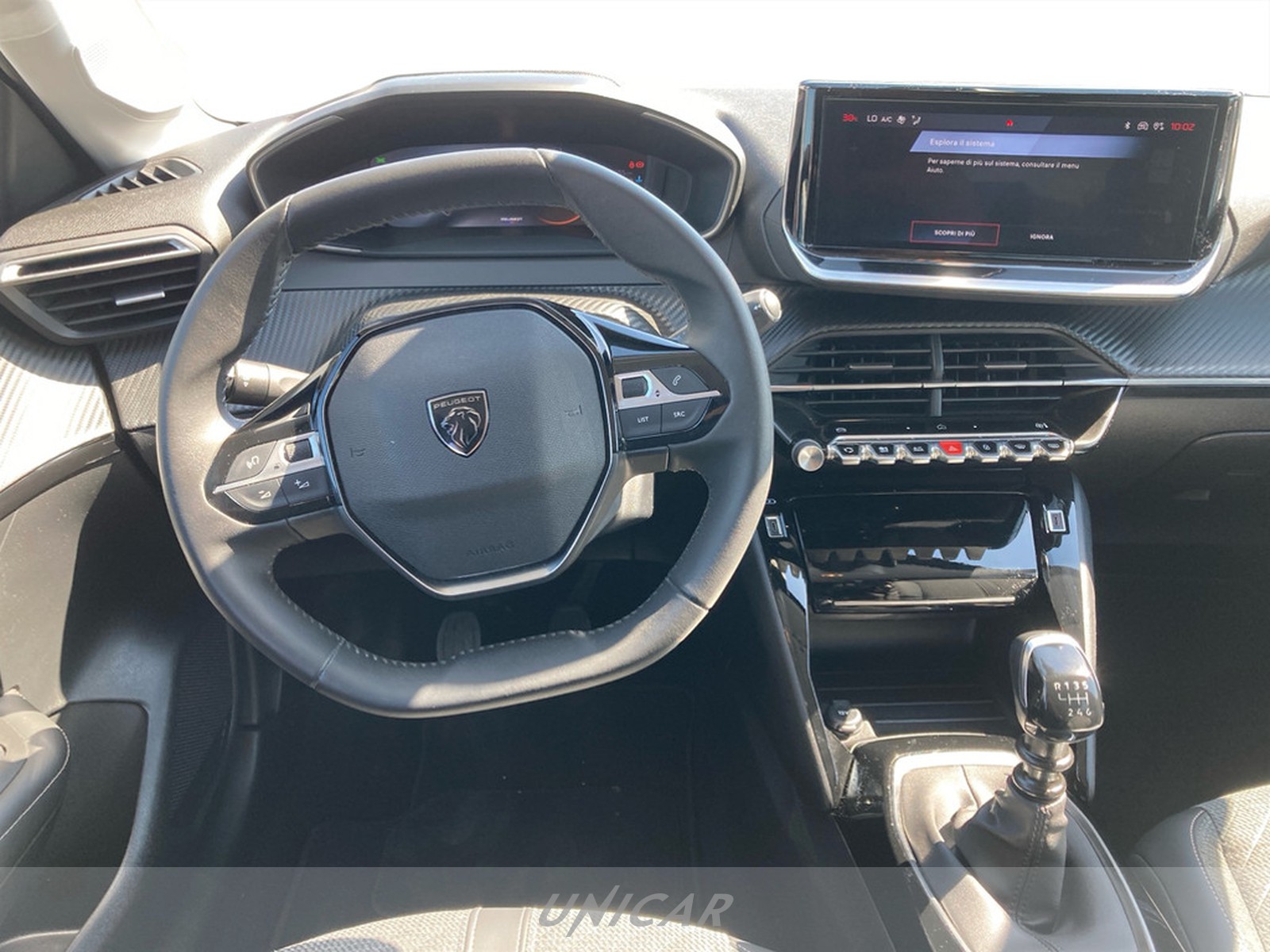 UNICAR Peugeot 208