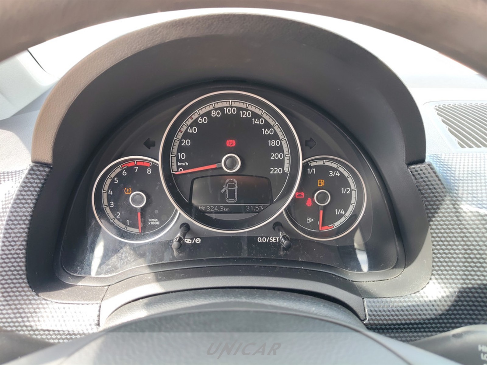 UNICAR Volkswagen up!