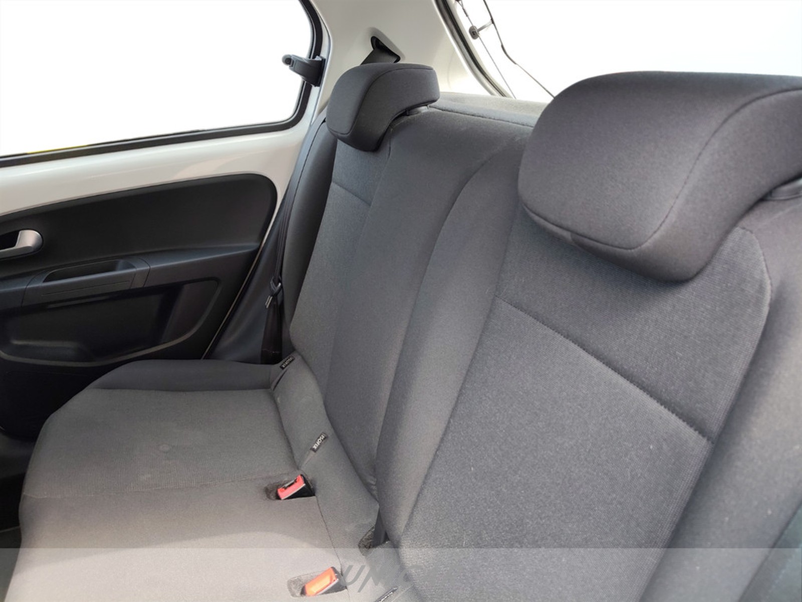 UNICAR Volkswagen up!