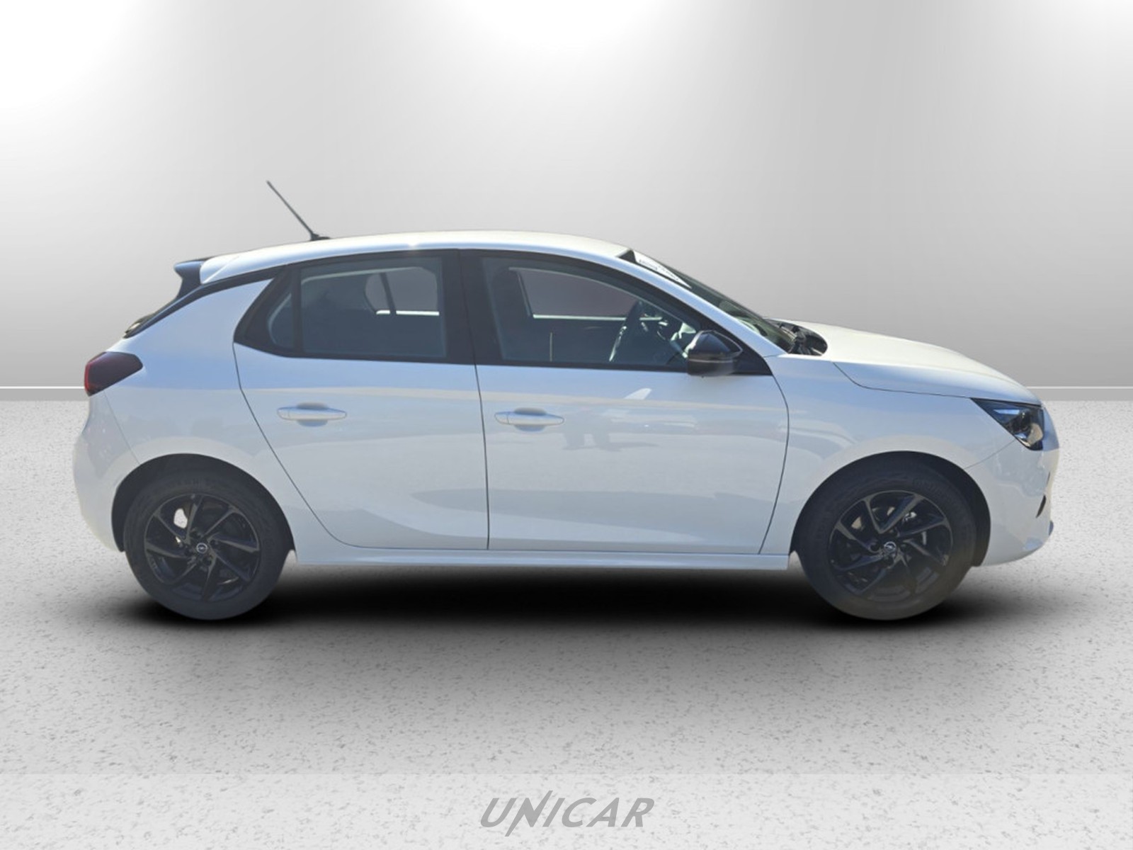 UNICAR Opel Corsa