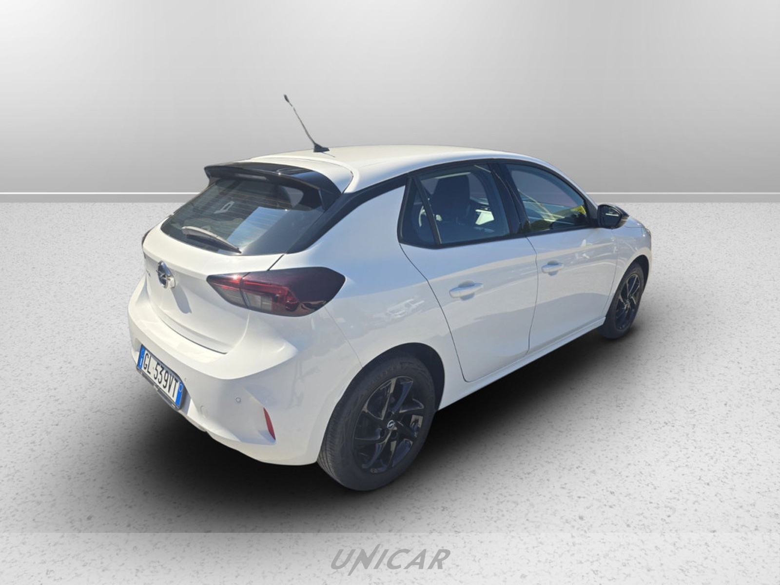 UNICAR Opel Corsa