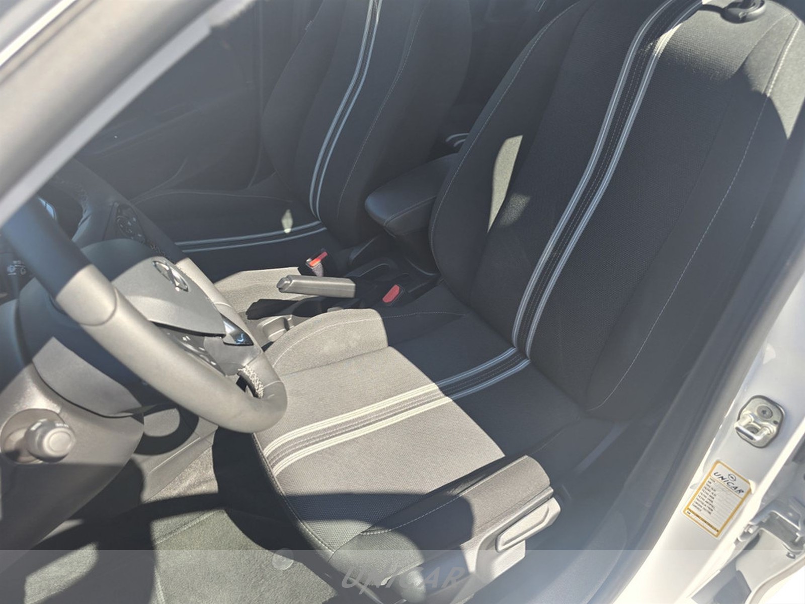 UNICAR Opel Corsa