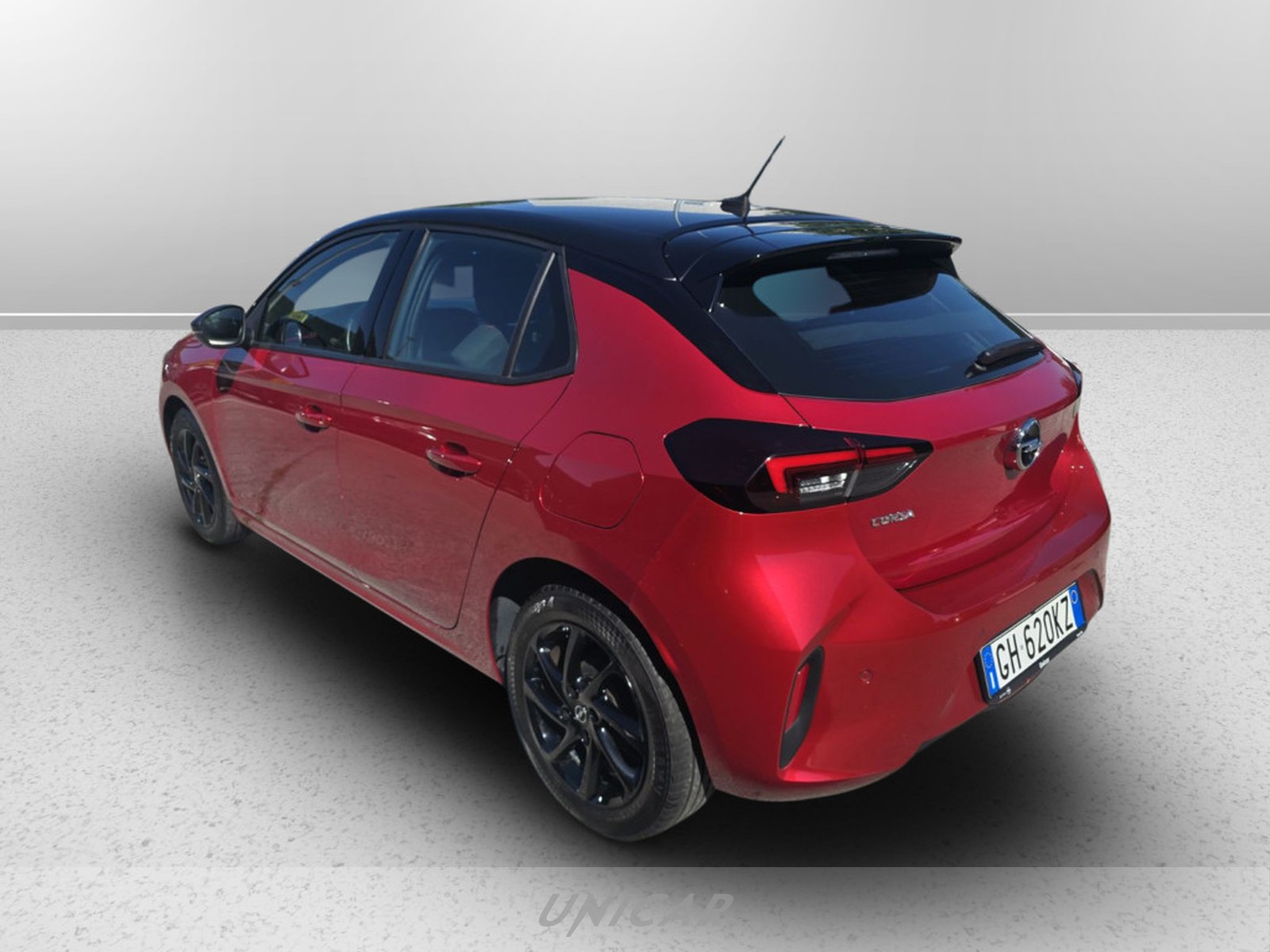 UNICAR Opel Corsa