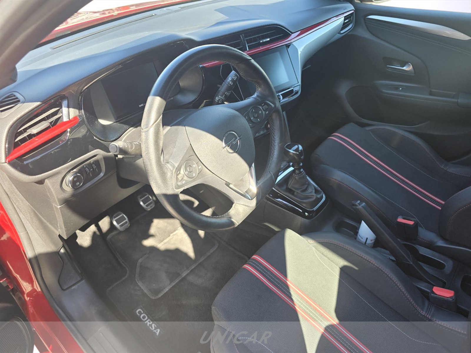 UNICAR Opel Corsa