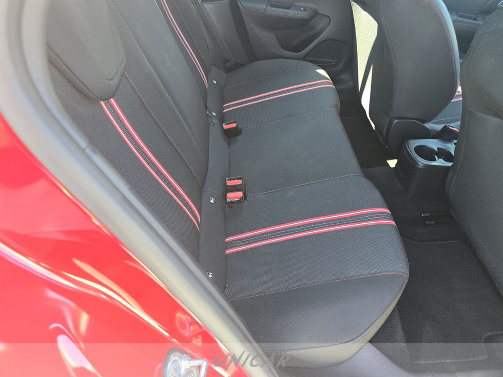 UNICAR Opel Corsa