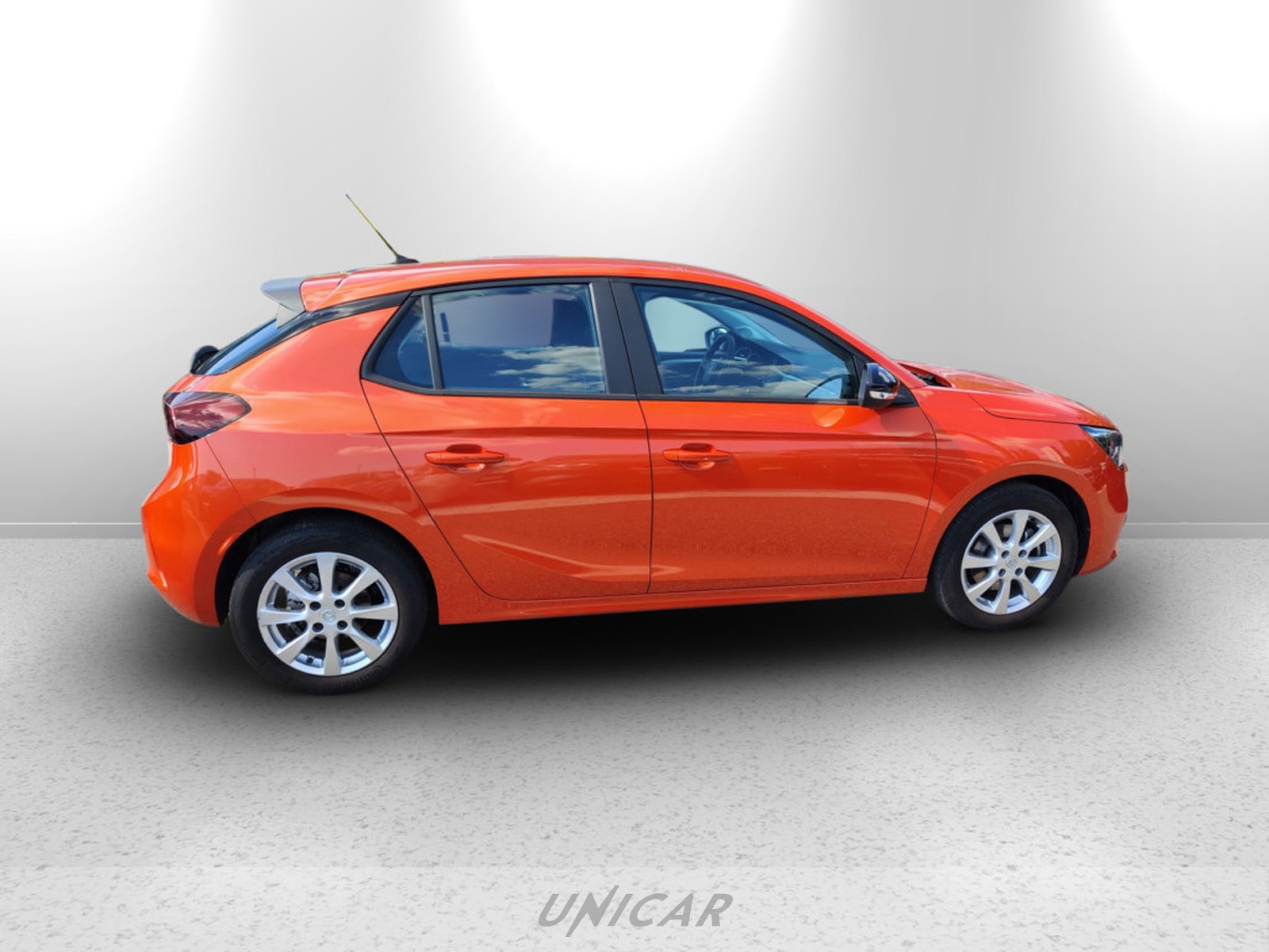 UNICAR Opel Corsa