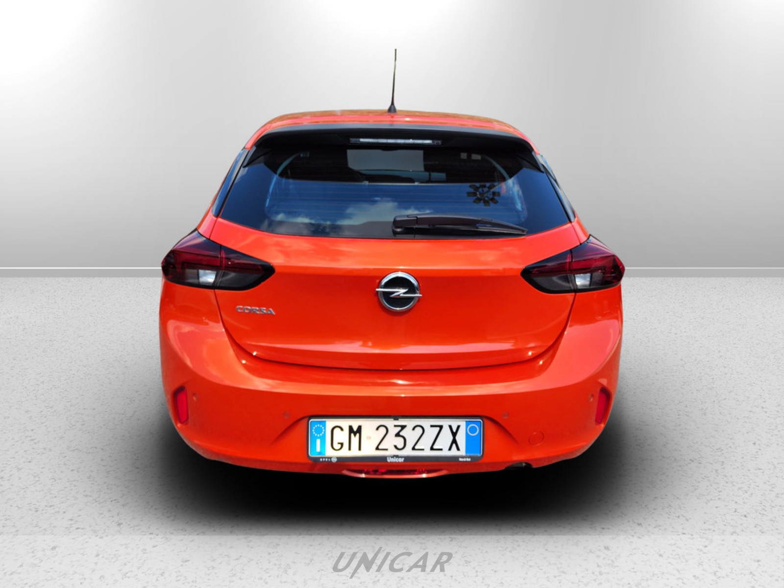 UNICAR Opel Corsa