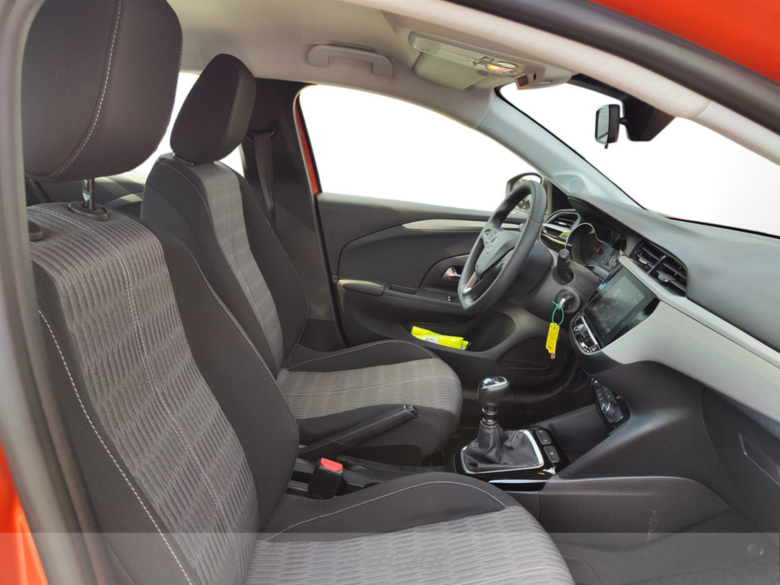UNICAR Opel Corsa