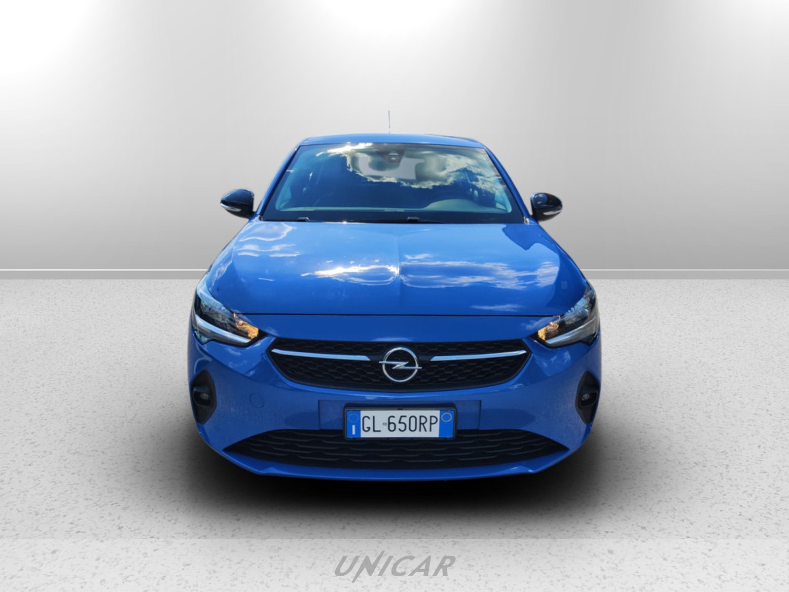 UNICAR Opel Corsa