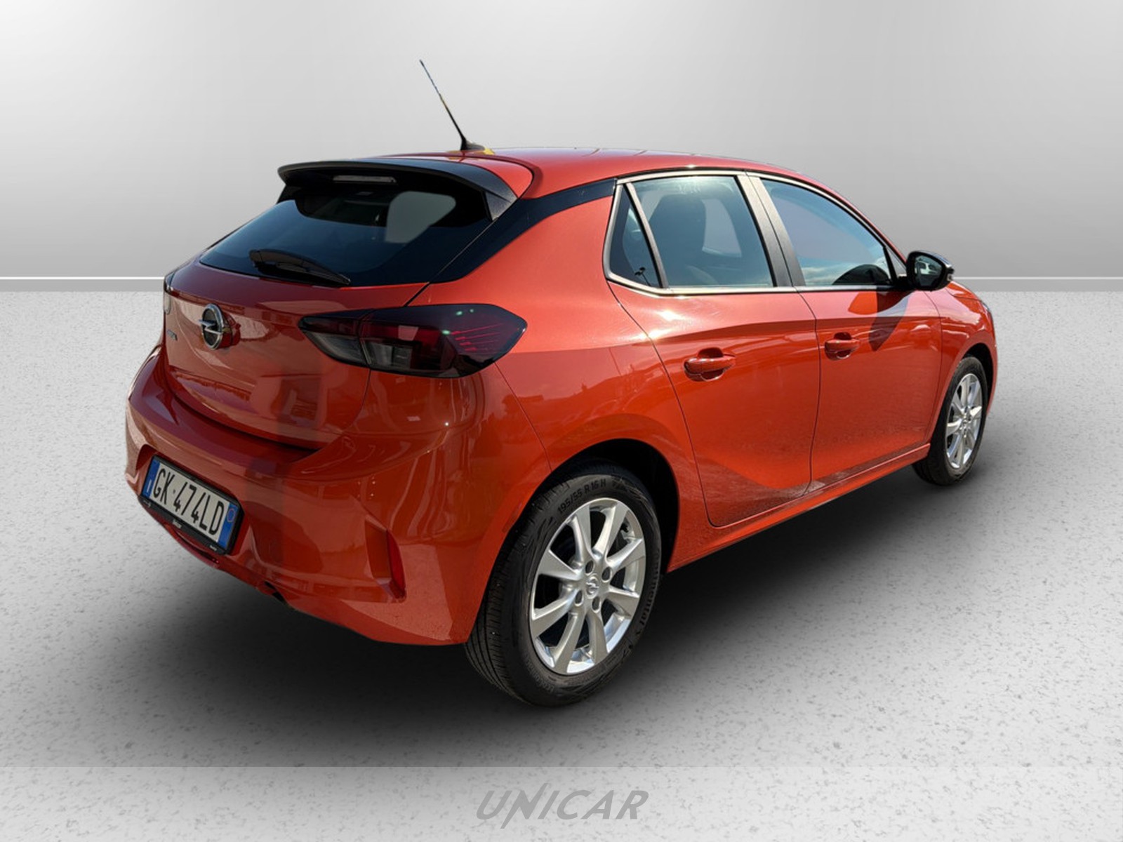 UNICAR Opel Corsa
