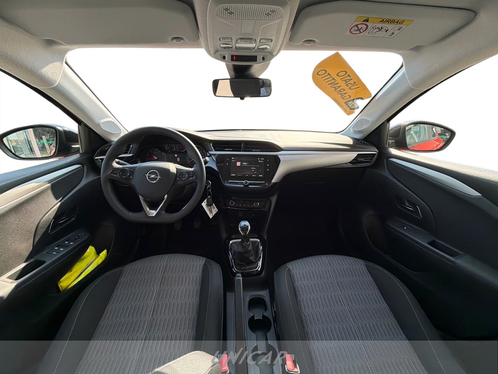 UNICAR Opel Corsa