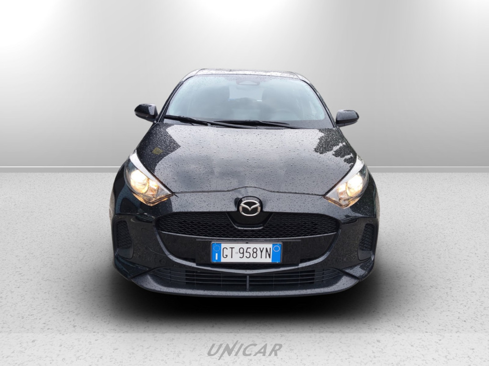 UNICAR Mazda 2