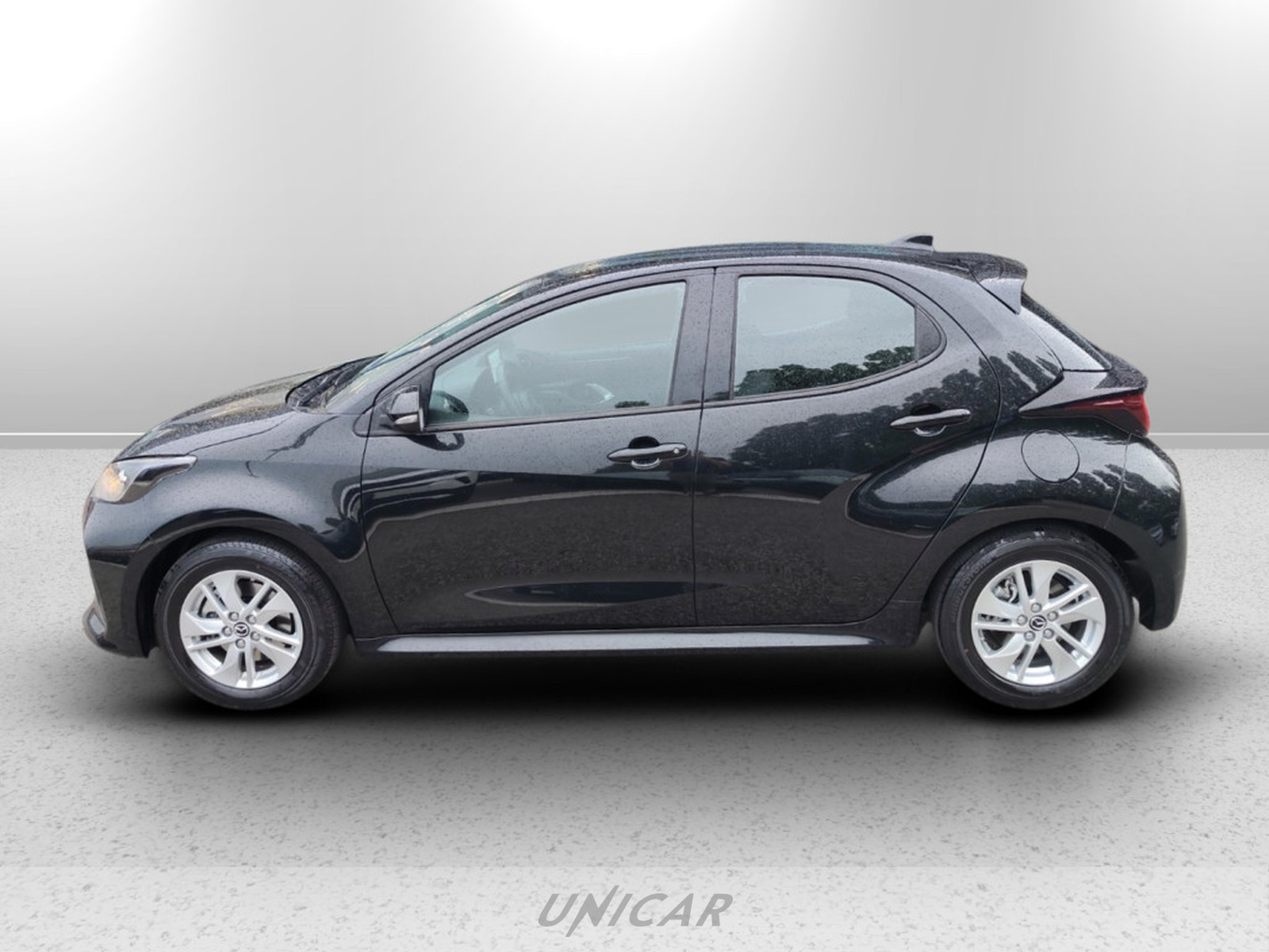 UNICAR Mazda 2