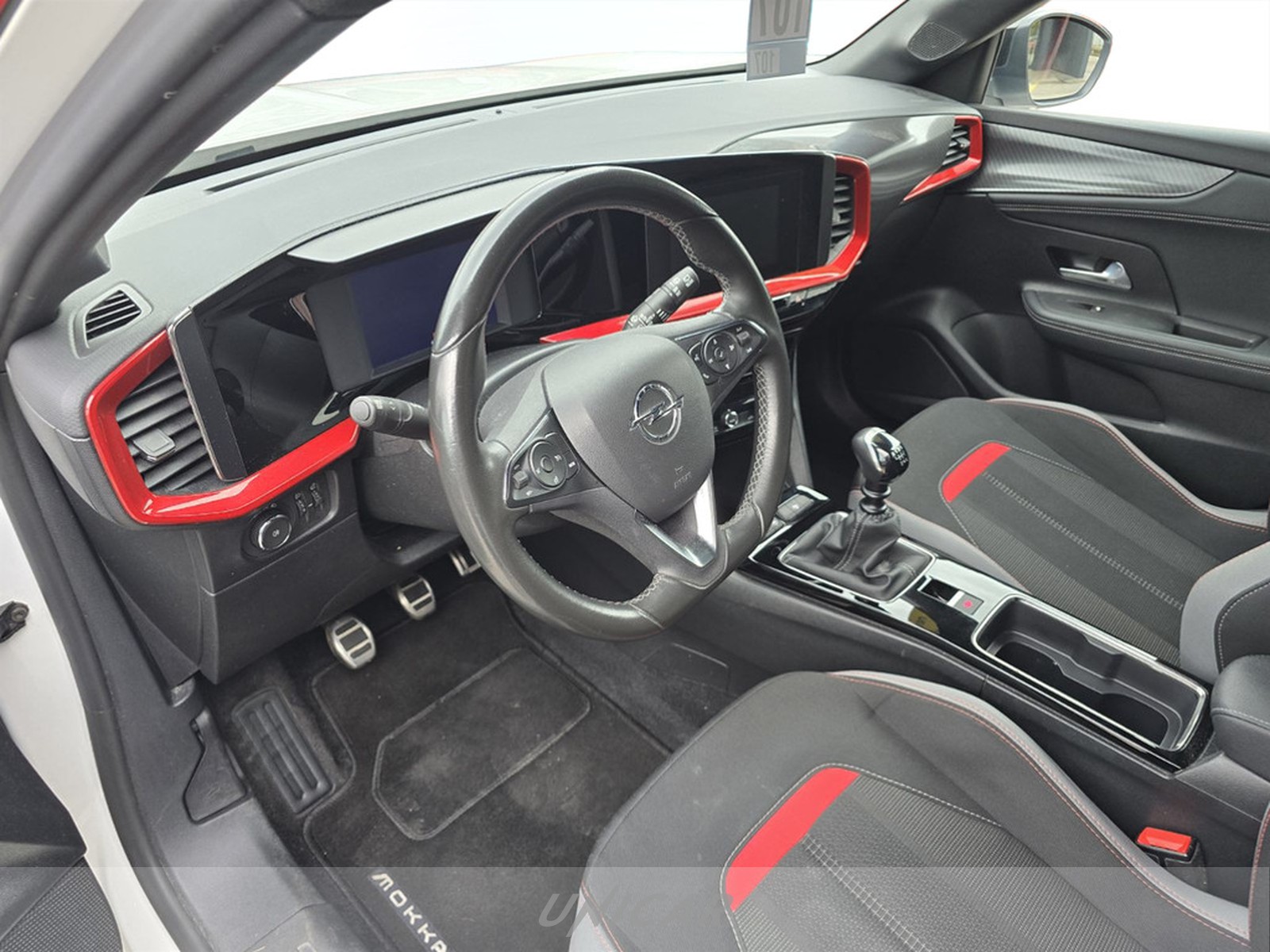 UNICAR Opel Mokka