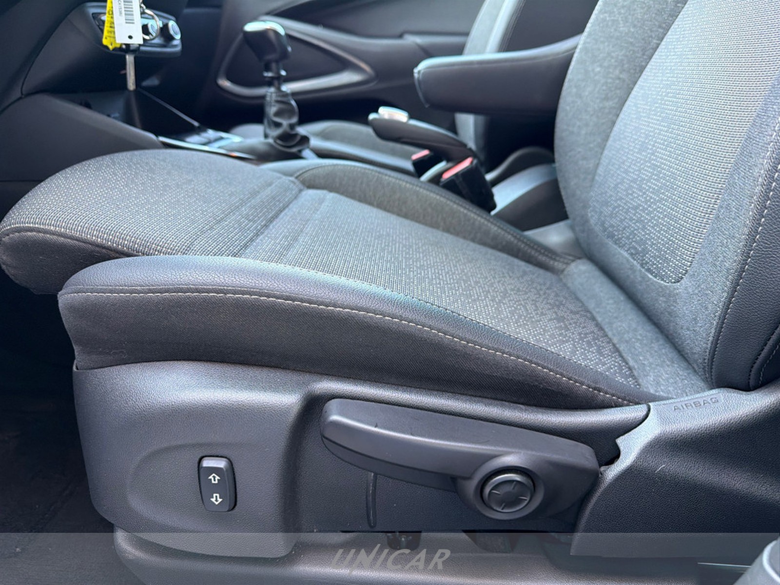 UNICAR Opel Crossland