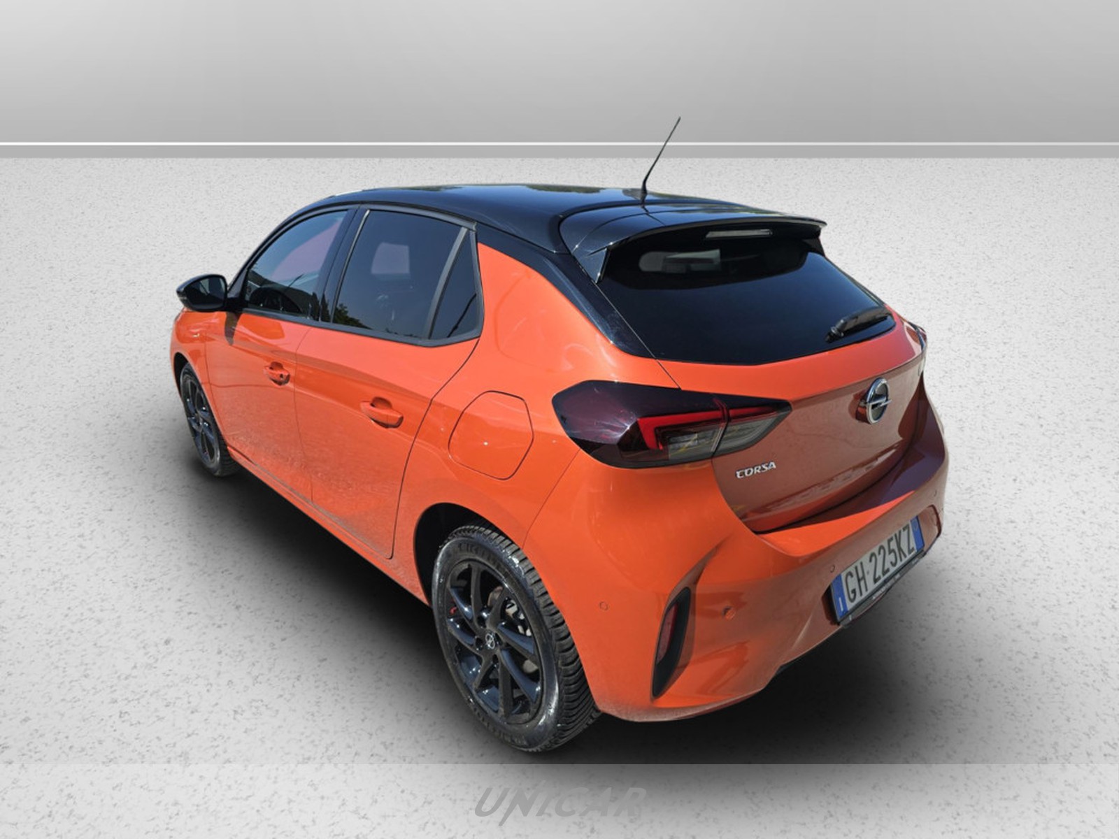 UNICAR Opel Corsa