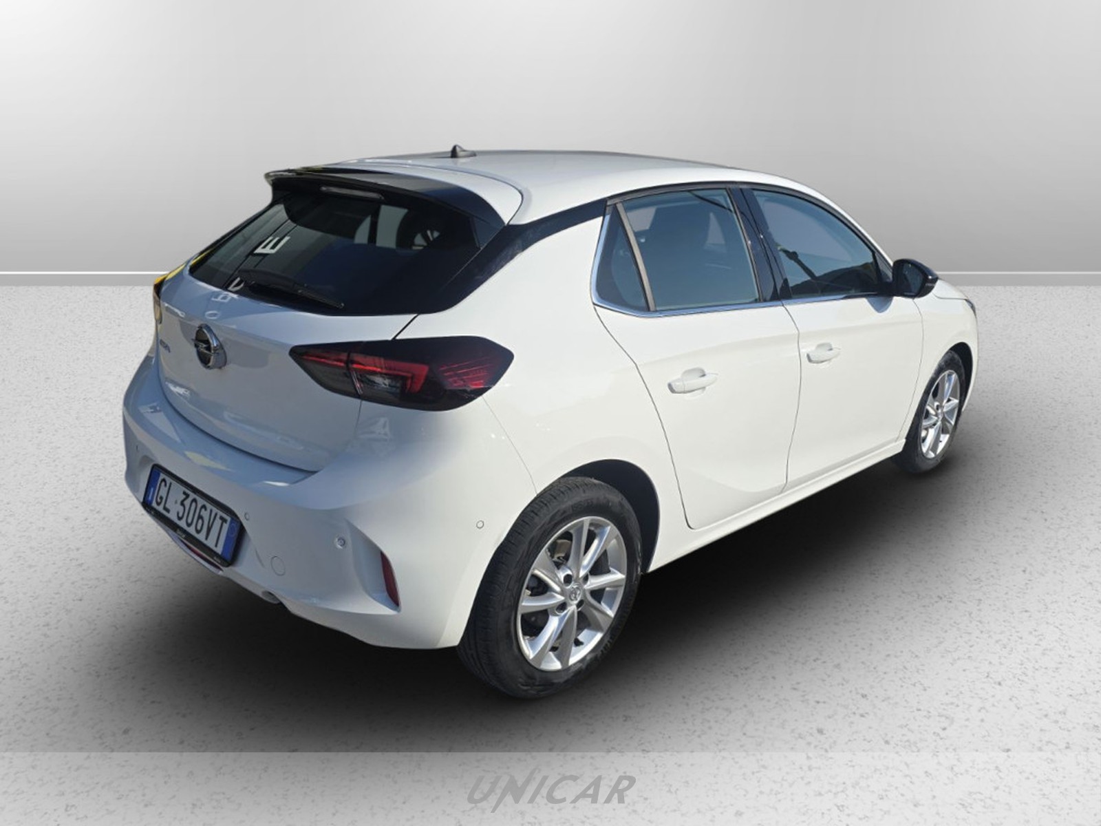 UNICAR Opel Corsa