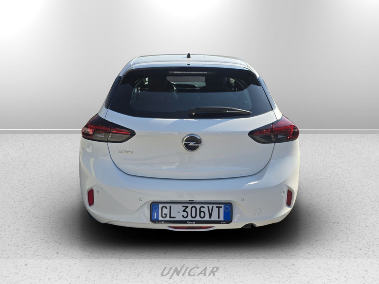 UNICAR Opel Corsa