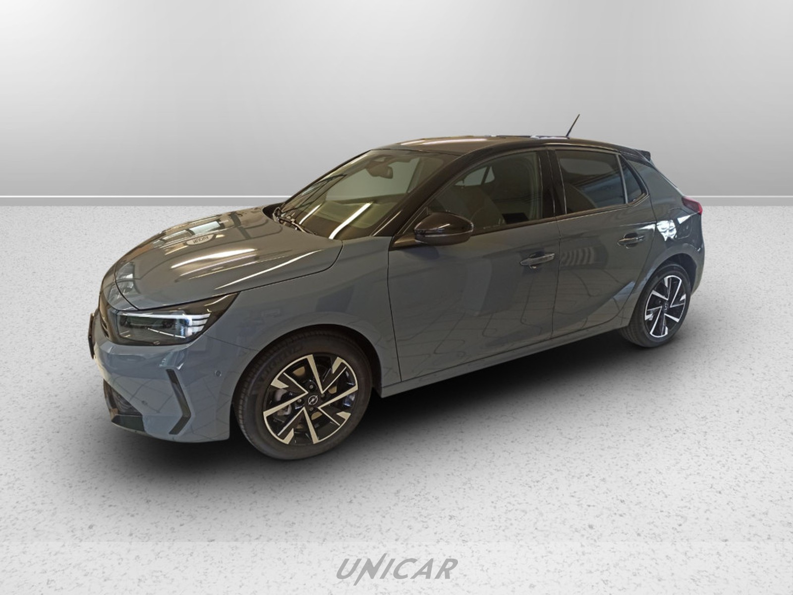 UNICAR Opel Corsa