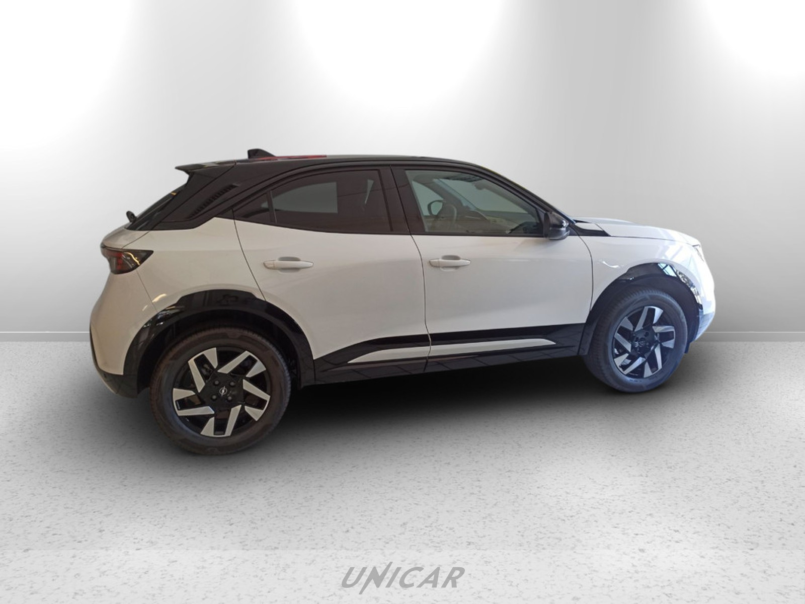 UNICAR Opel Mokka