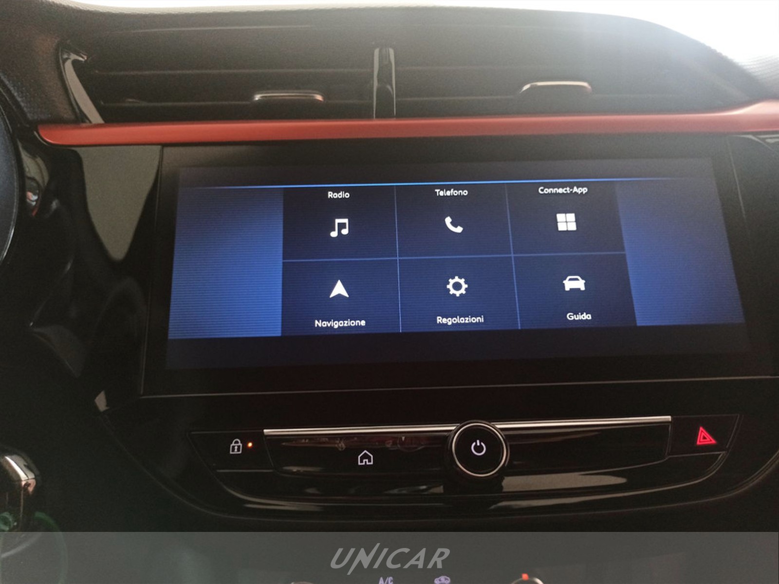 UNICAR Opel Corsa