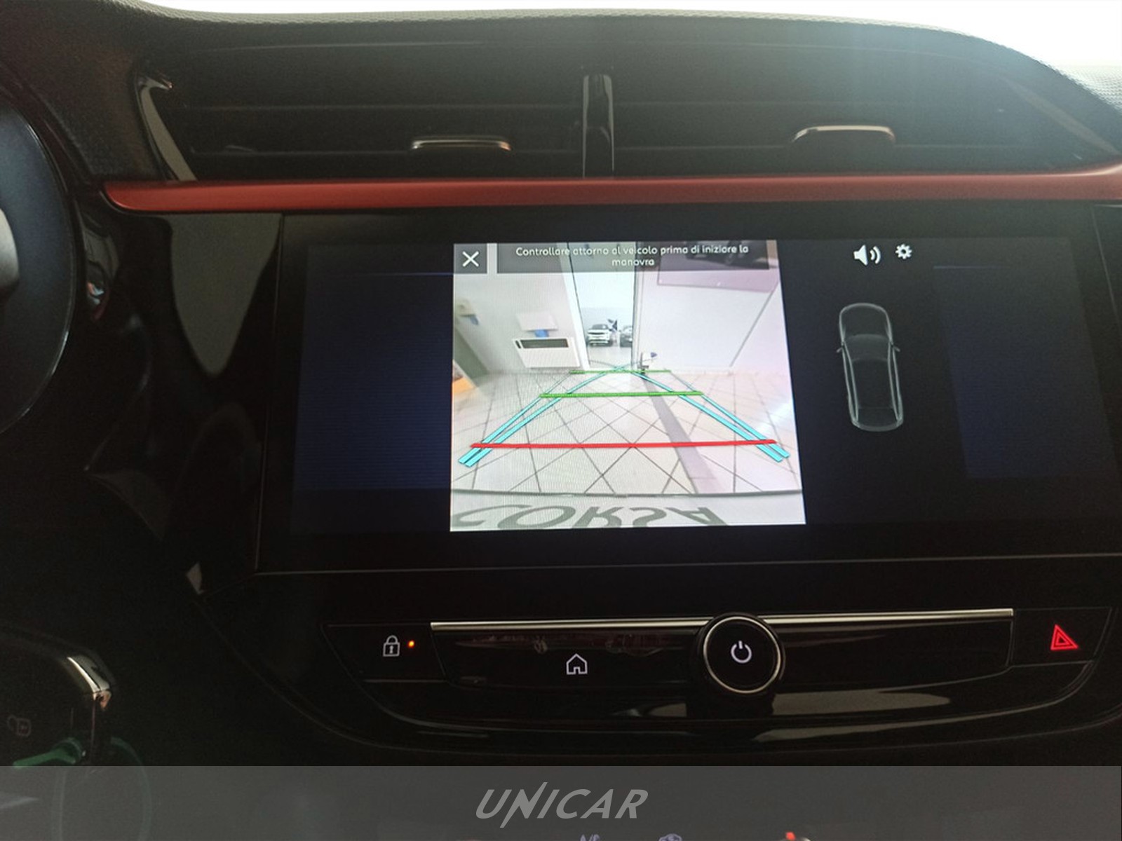 UNICAR Opel Corsa