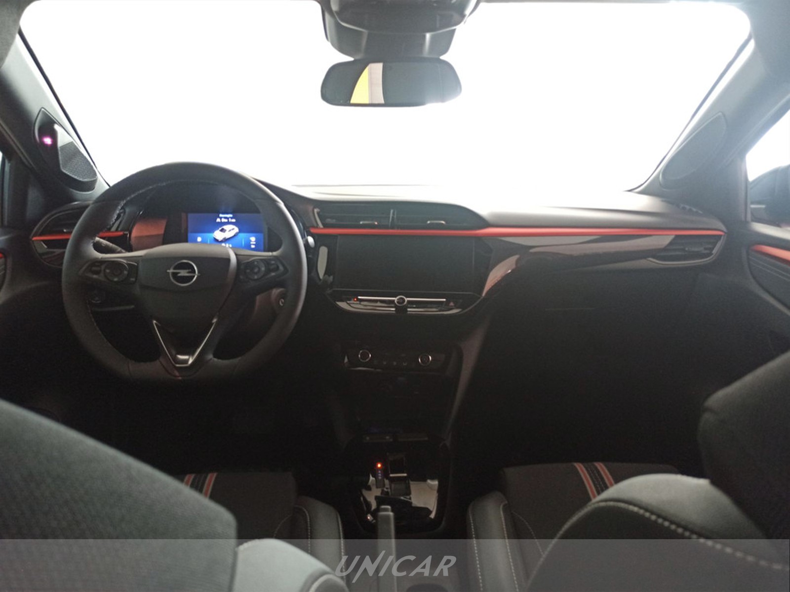 UNICAR Opel Corsa