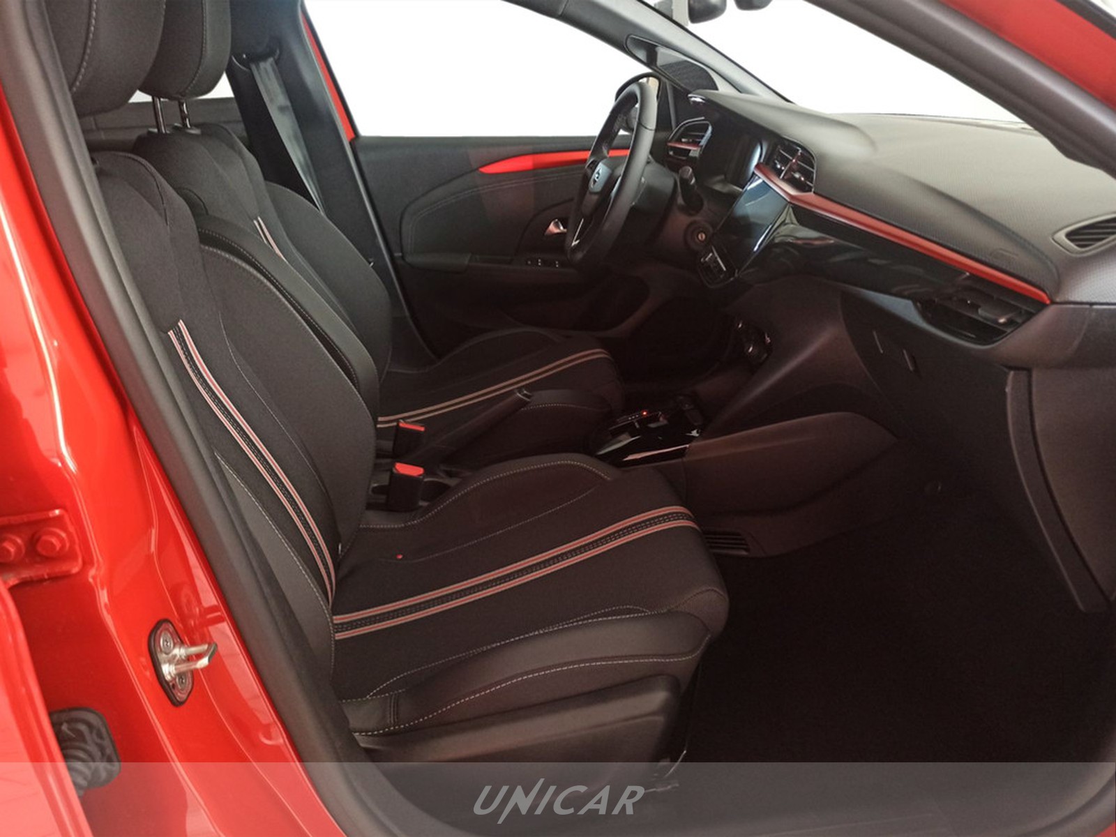 UNICAR Opel Corsa