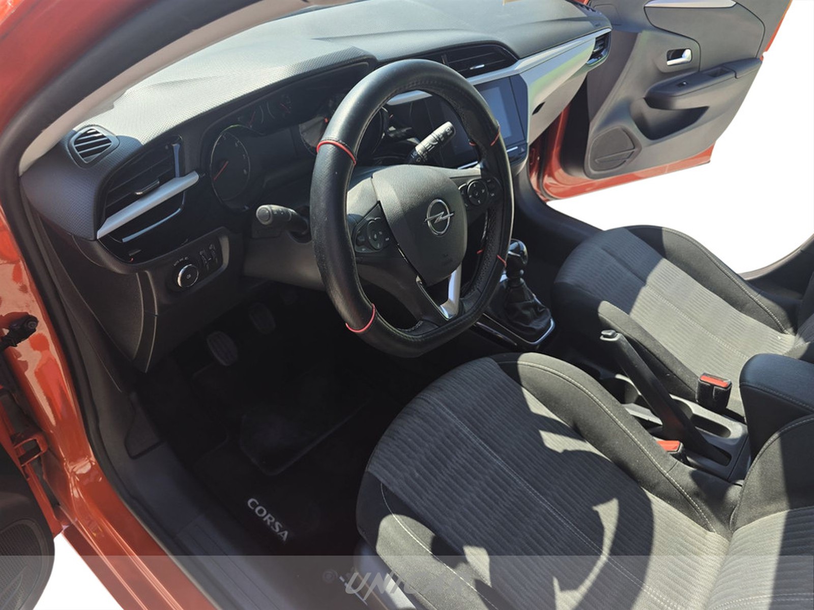 UNICAR Opel Corsa
