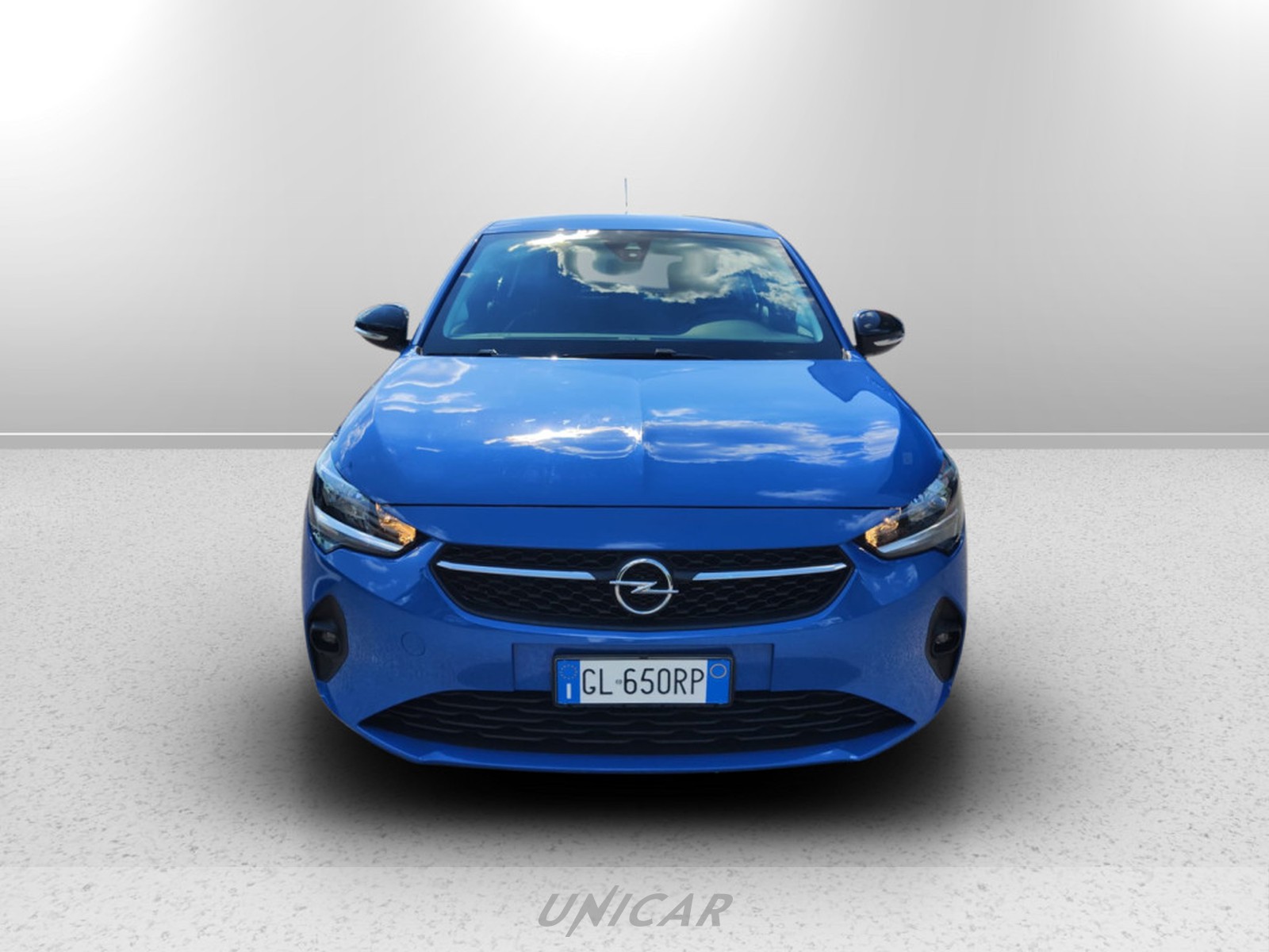 UNICAR Opel Corsa