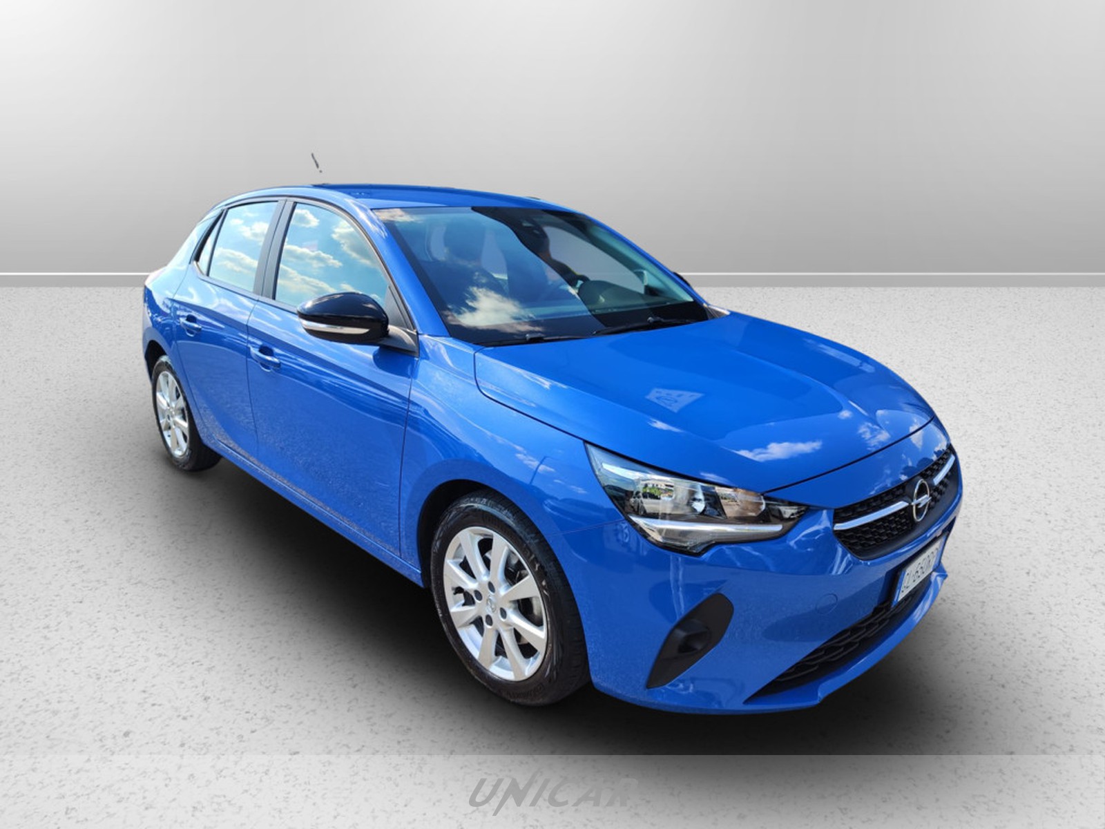 UNICAR Opel Corsa