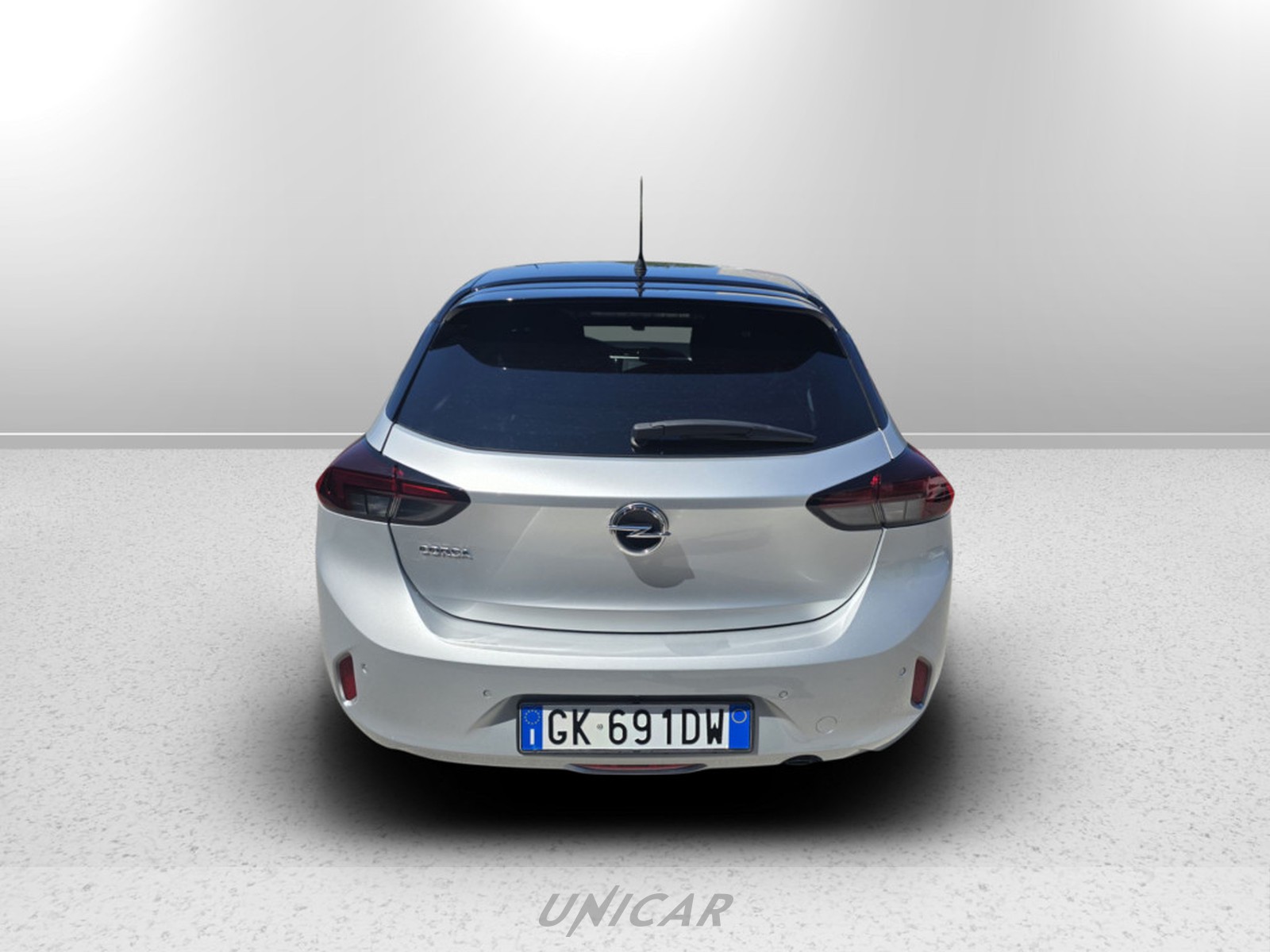 UNICAR Opel Corsa