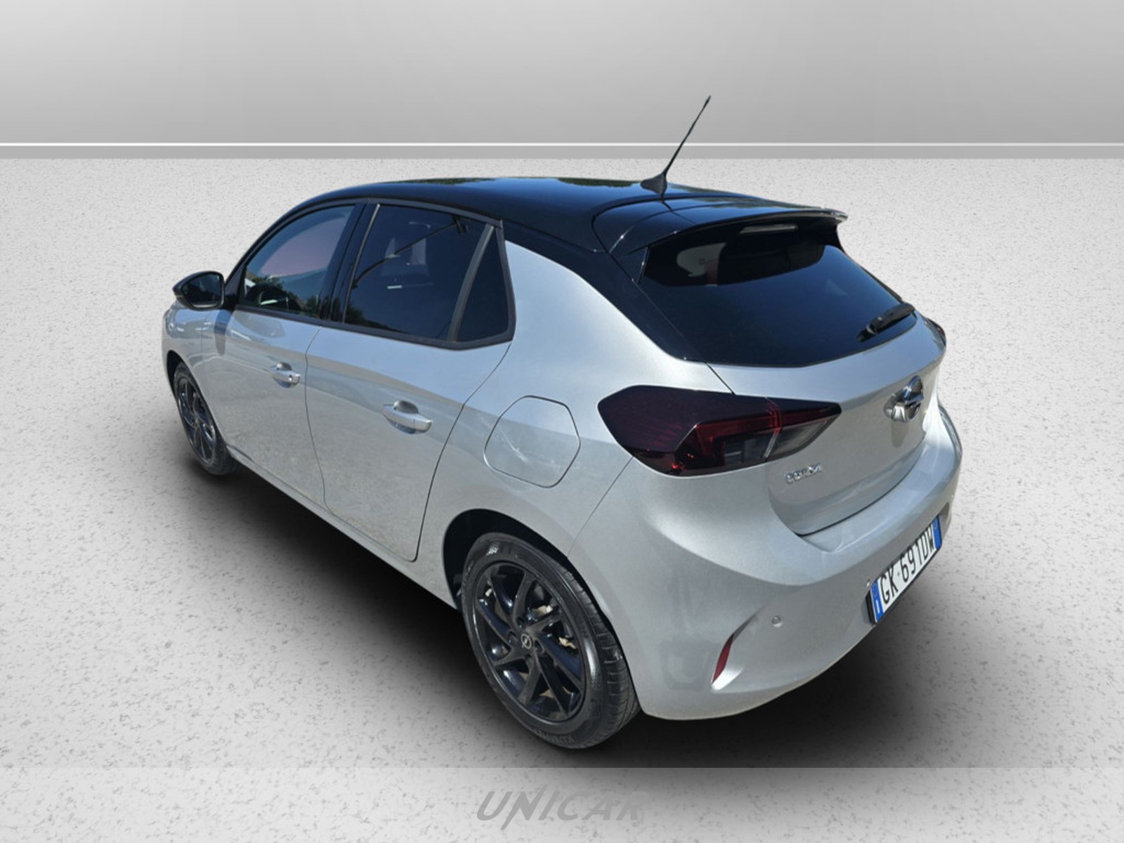 UNICAR Opel Corsa