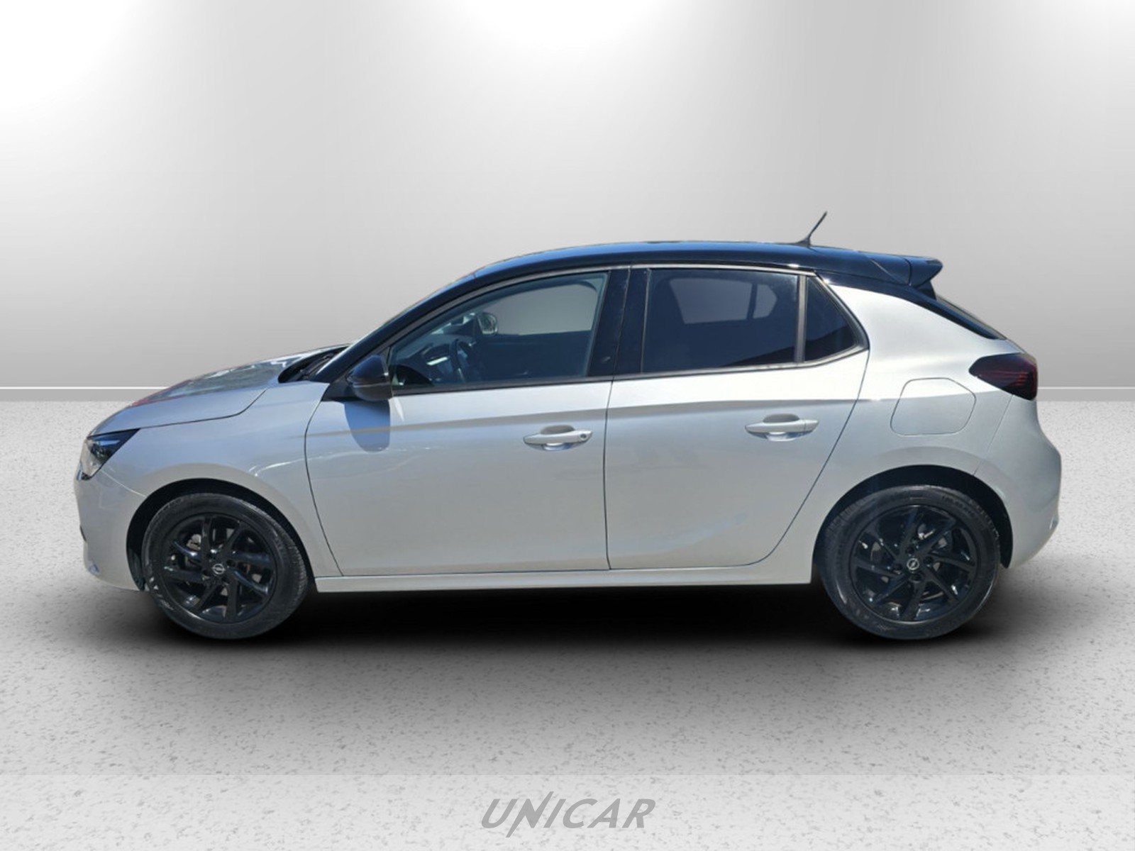 UNICAR Opel Corsa