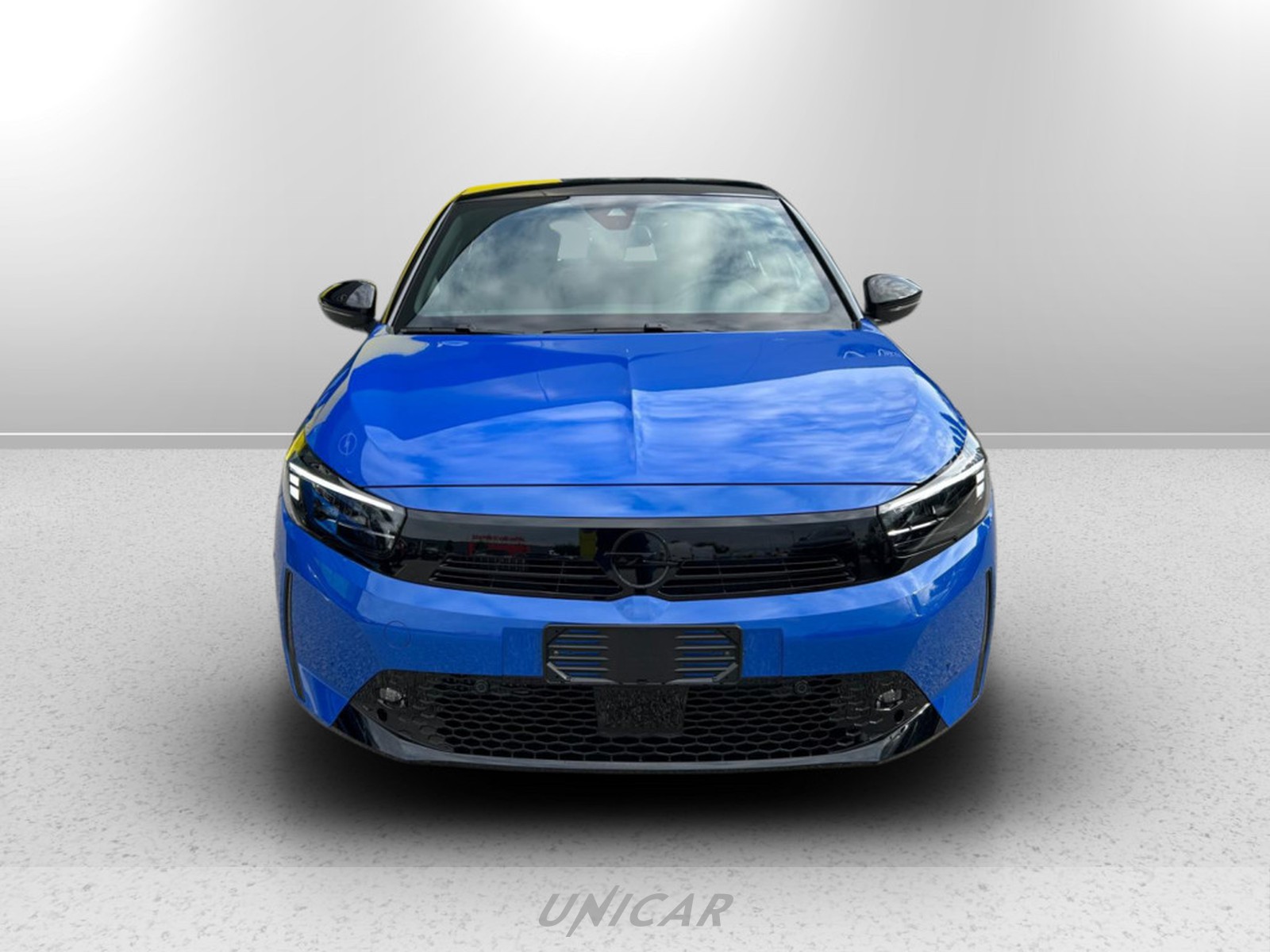 UNICAR Opel Corsa