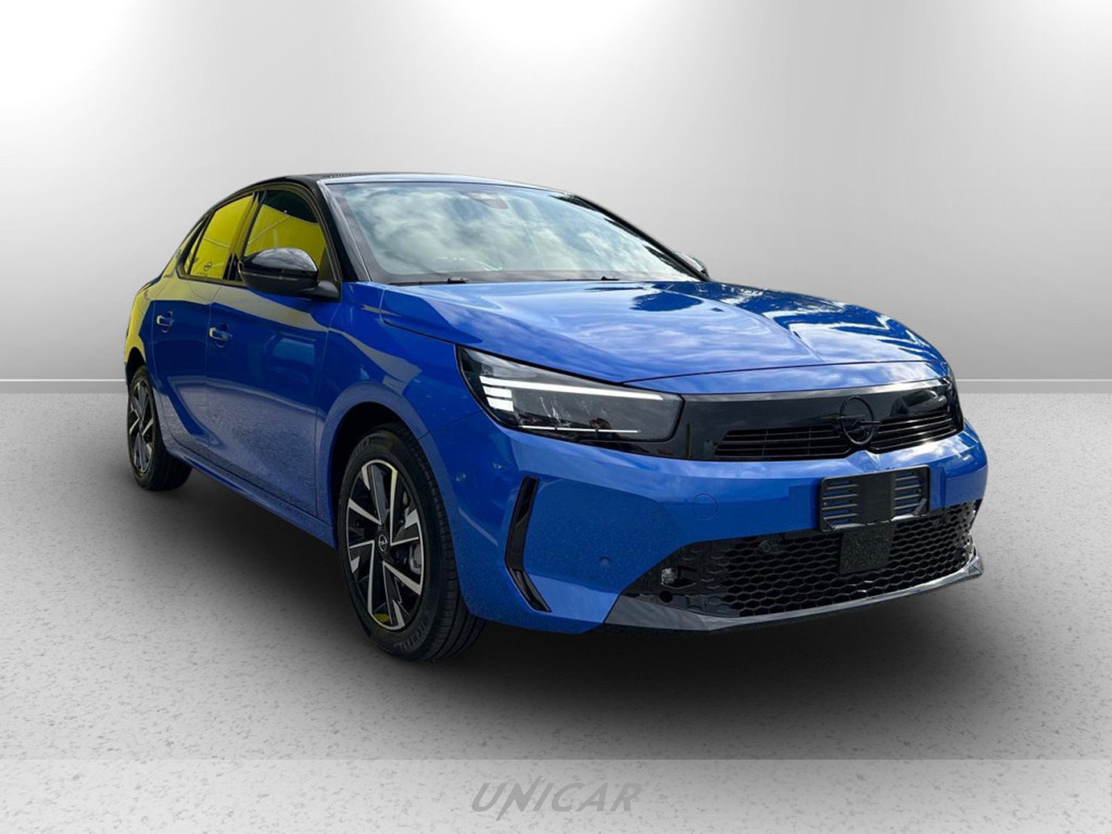 UNICAR Opel Corsa