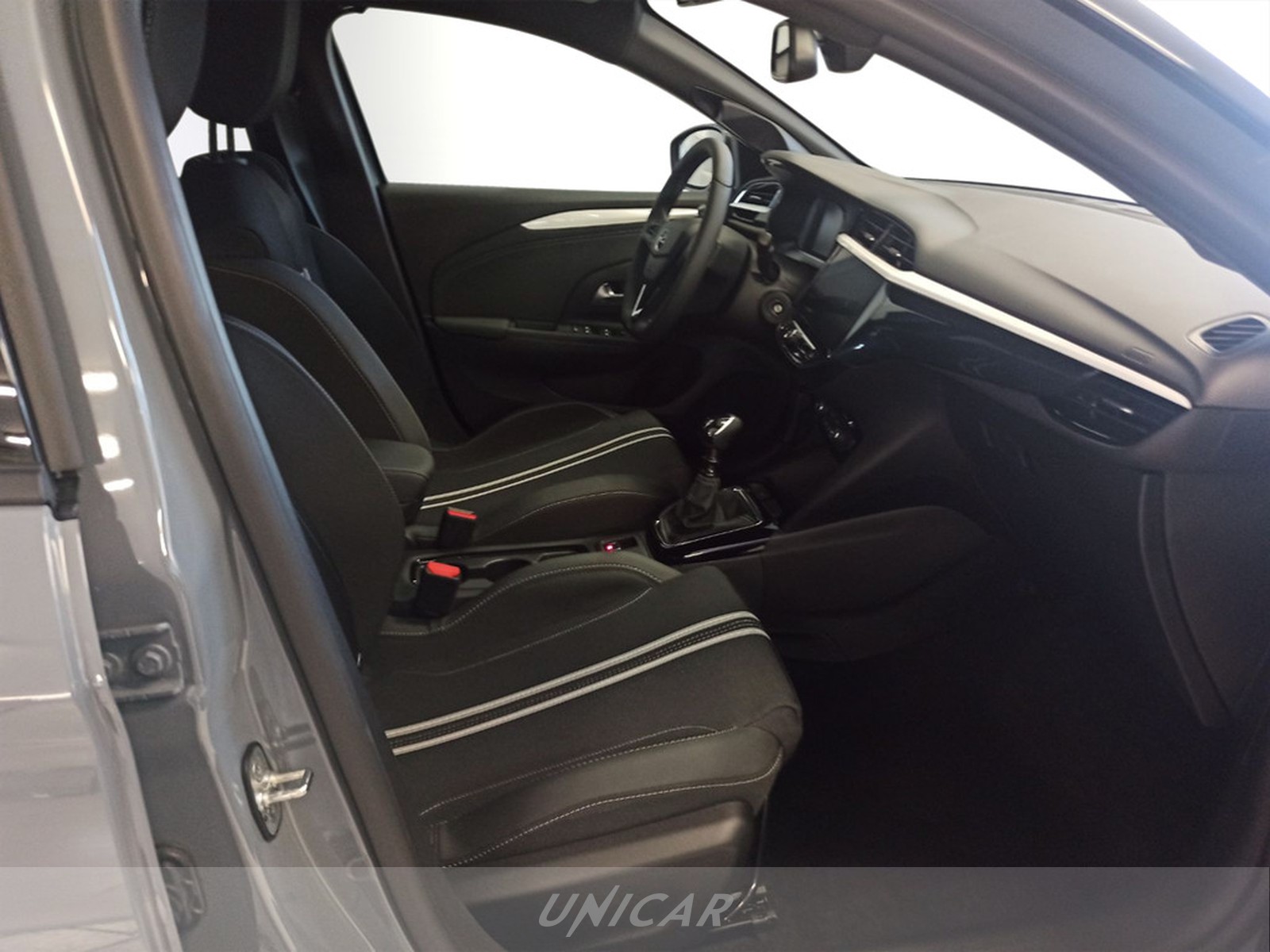 UNICAR Opel Corsa