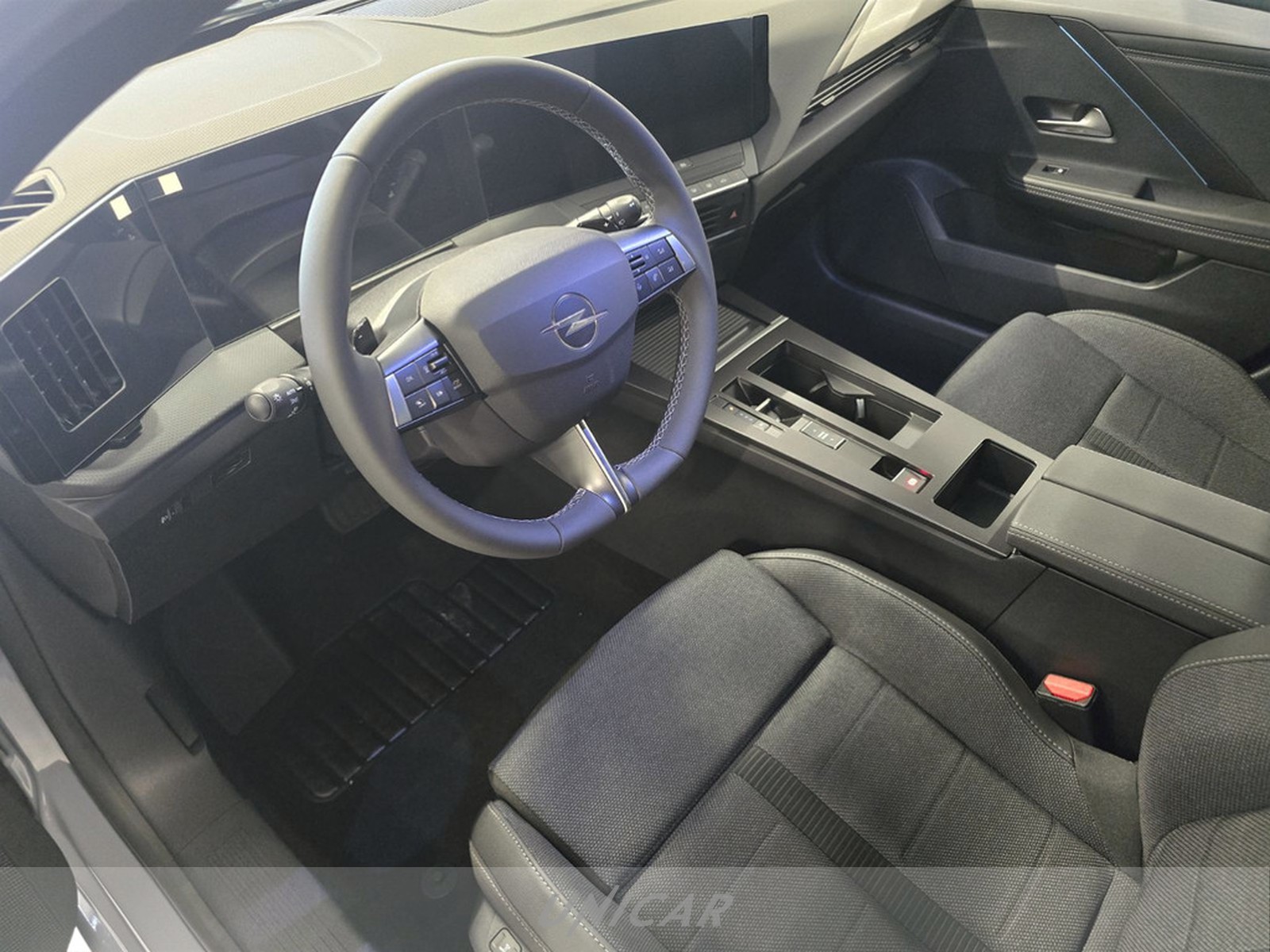 UNICAR Opel Astra
